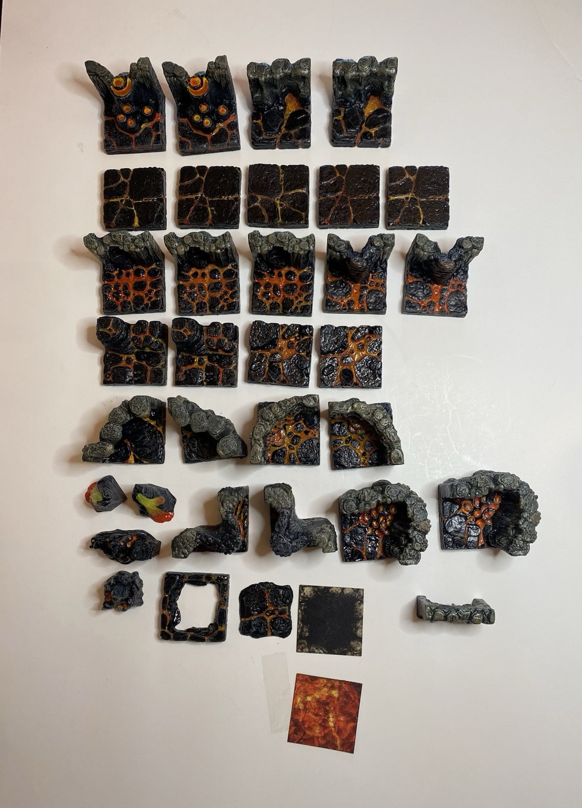 Dwarven Forge Caverns Core Hellscape Factory Painted / Magnets