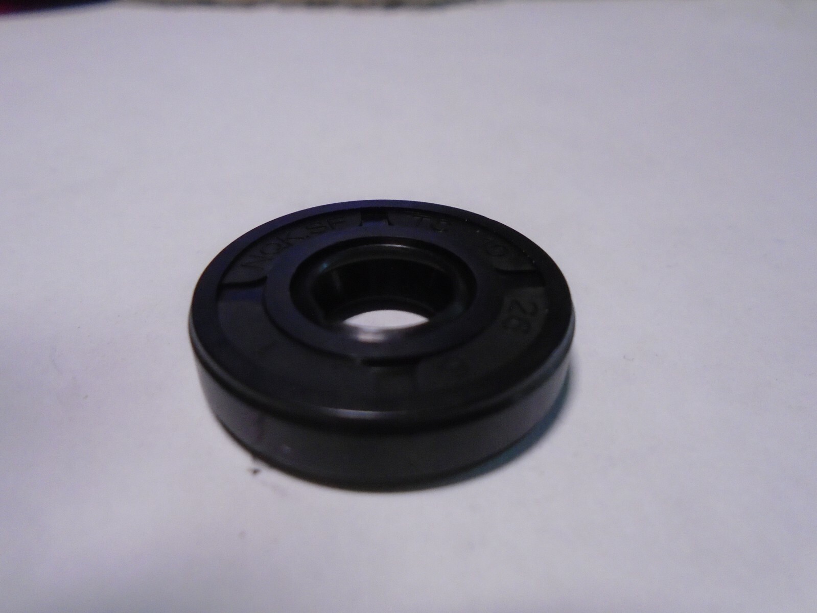 TC 10X26X6 DOUBLE LIPS METRIC OIL / DUST SEAL 10mm X 26mm X 6 mm WITH SPRING