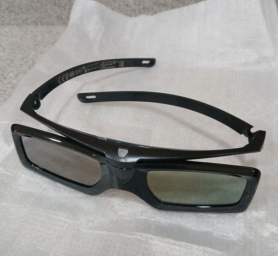 Sony TDG-BT400A Active 3D Glasses Black New In Original Wrapping