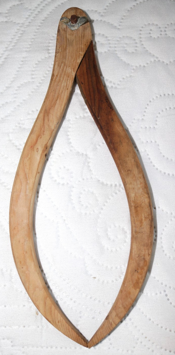 VINTAGE WOODEN CALIPER 10" - WINGNUT TIG - GOOD FOR POTTERY~CLAY~CRAFT PROJECTS