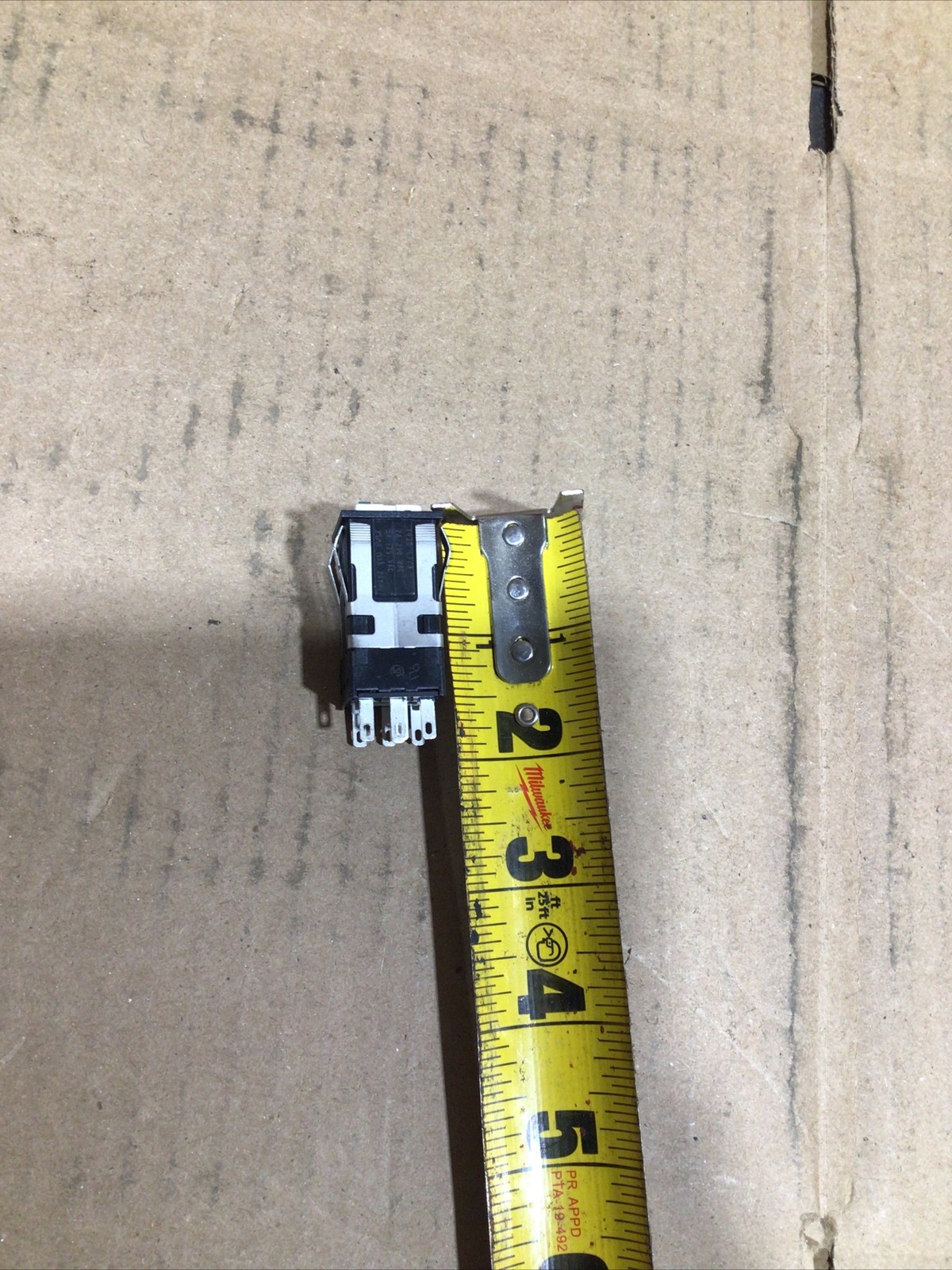 Micro Switch AML 20 Series 1438 L173 NOS