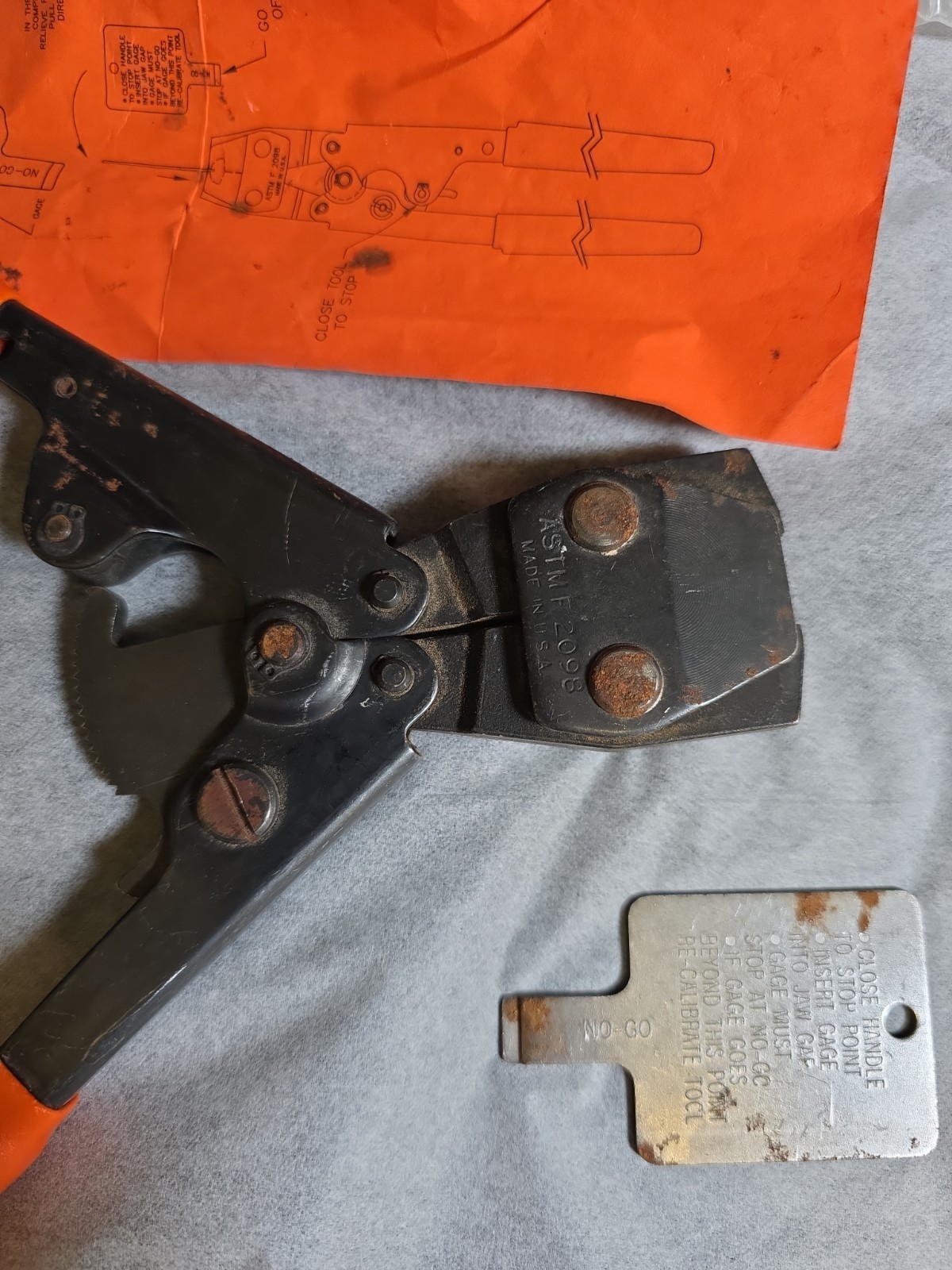 SharkBite 23081 Pex Clamp Tool Rough Plumbing Pipe and Fitting Tools