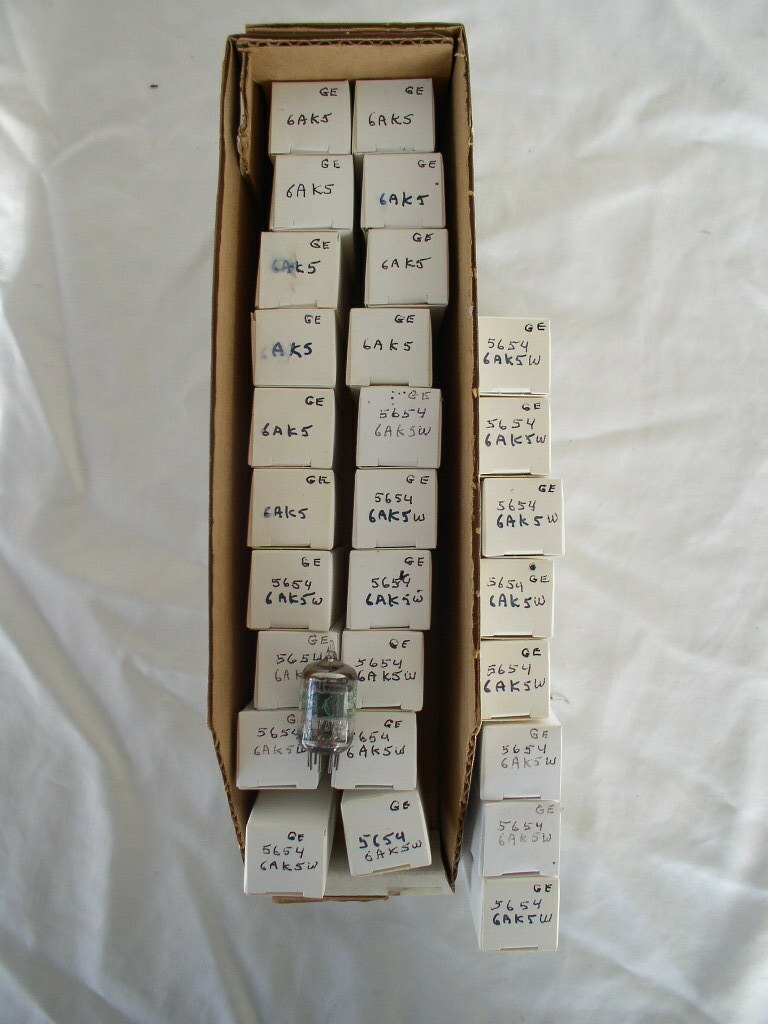 One Tested GE 6AK5 Vacuum Tube One Single Tube