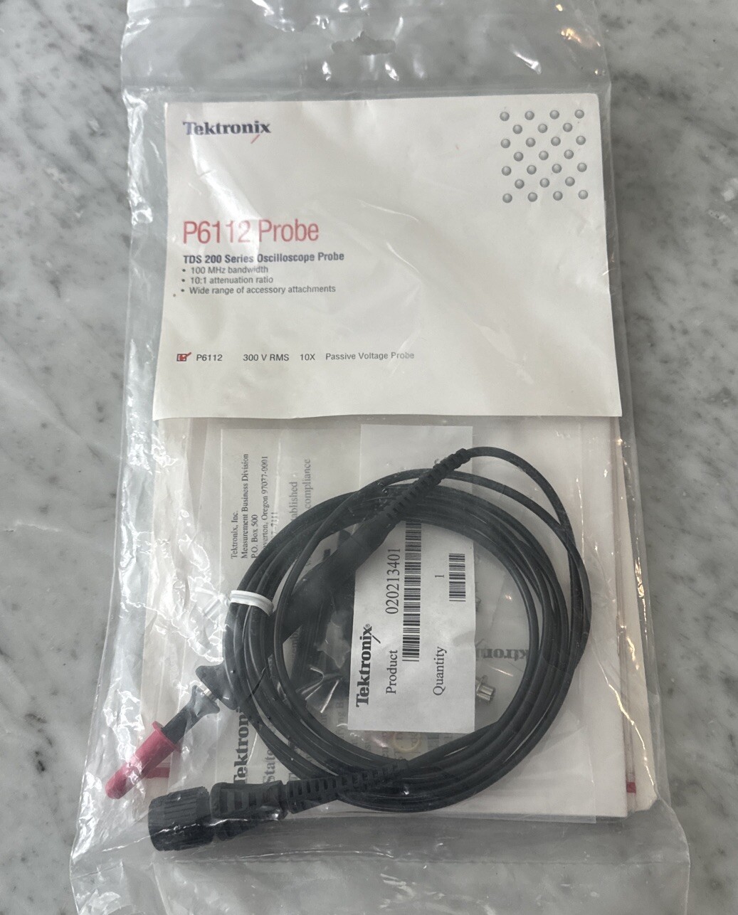 Tektronix P6112  Passive Voltage Probe, 10X, 100MHz W/accessories