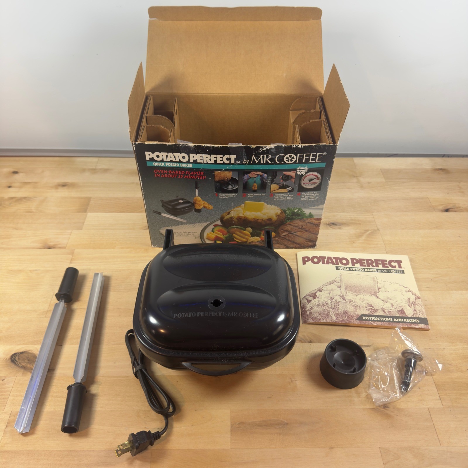 Mr. Coffee Potato Perfect PB-1 Quick Potato Baker Electric Vintage Black New