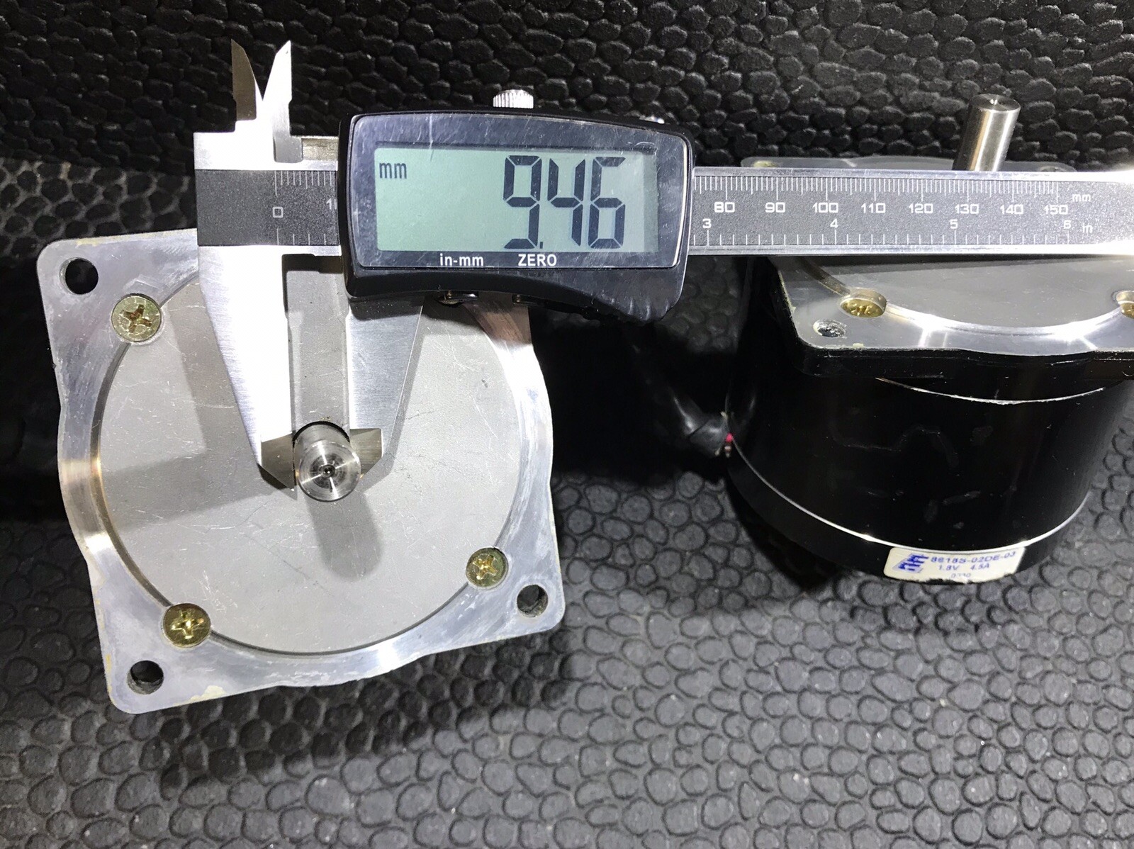 Lin Engineering Step Motor 8618S-02DE-03 1.8V 4.5A
