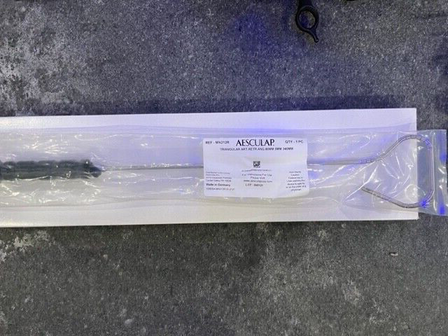 Aesculap MN212R Triangular 80mm articulating snake retractor 5mm 34cm  new
