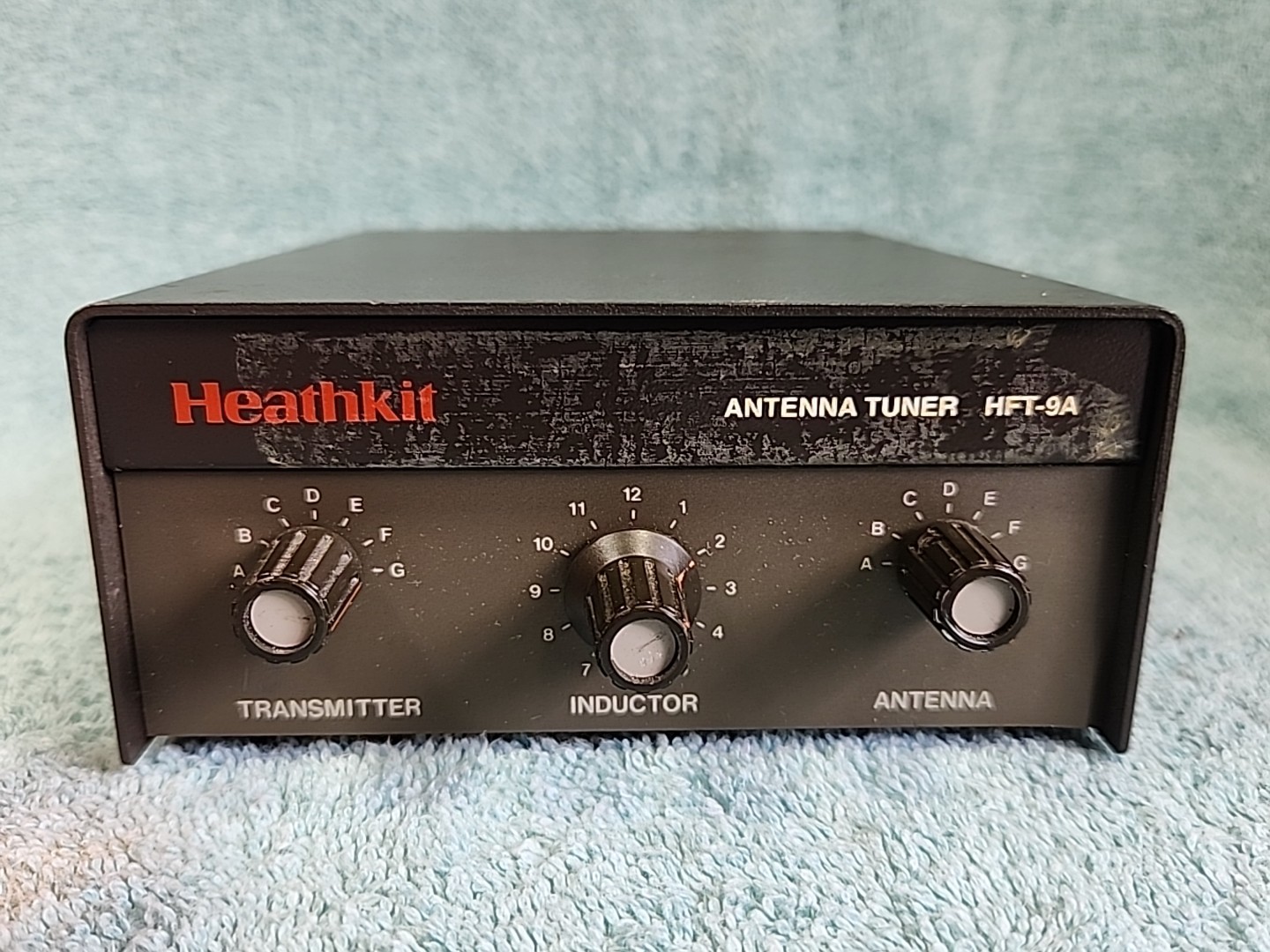HEATHKIT HF HAM RADIO ANTENNA TUNER HFT9A w/ BUILT IN 4:1 BALUN FOR DIPOLE WIRE