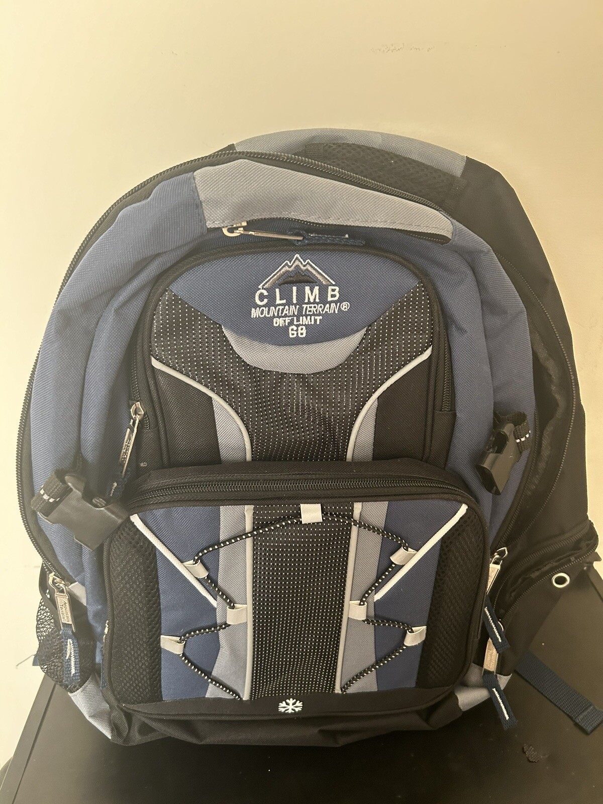 Mountain Trail|| Good Condition Mountain Trail Hiking Backpack Adult
