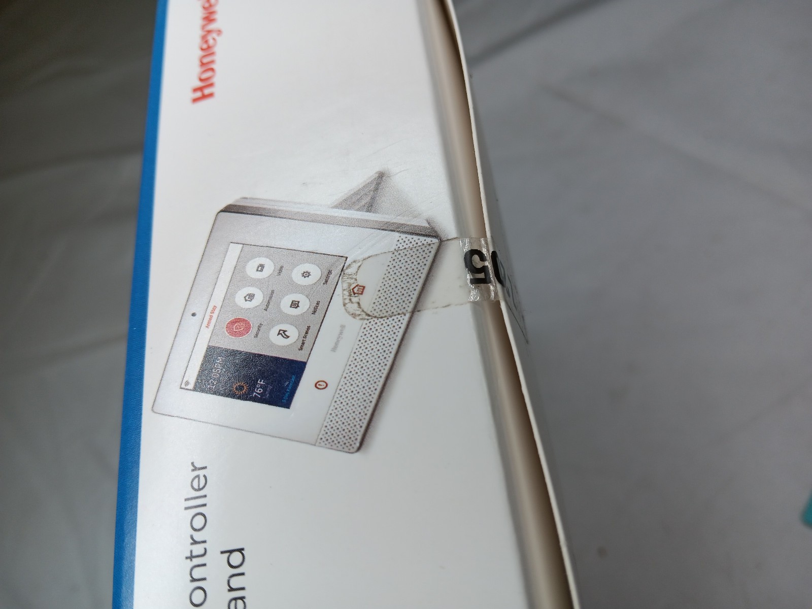 HONEYWELL LYRIC LCP500-DK DESK STAND CONTROLLER