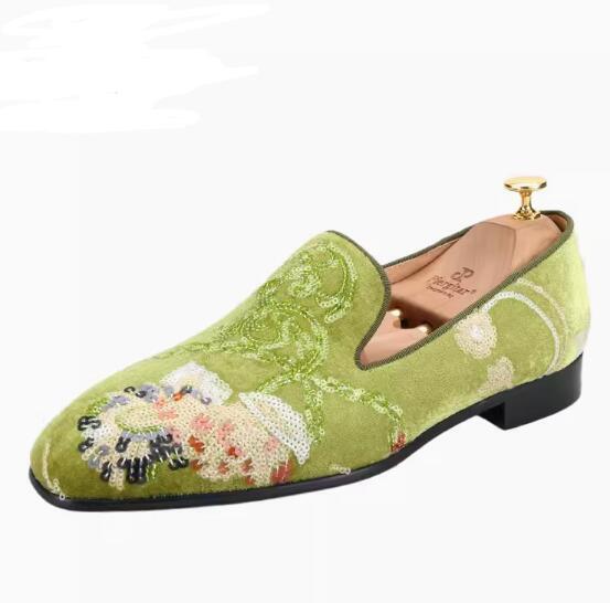 Men's British Round Toe embroidery Slip On Fashion Loafers Velvet Dress Shoes