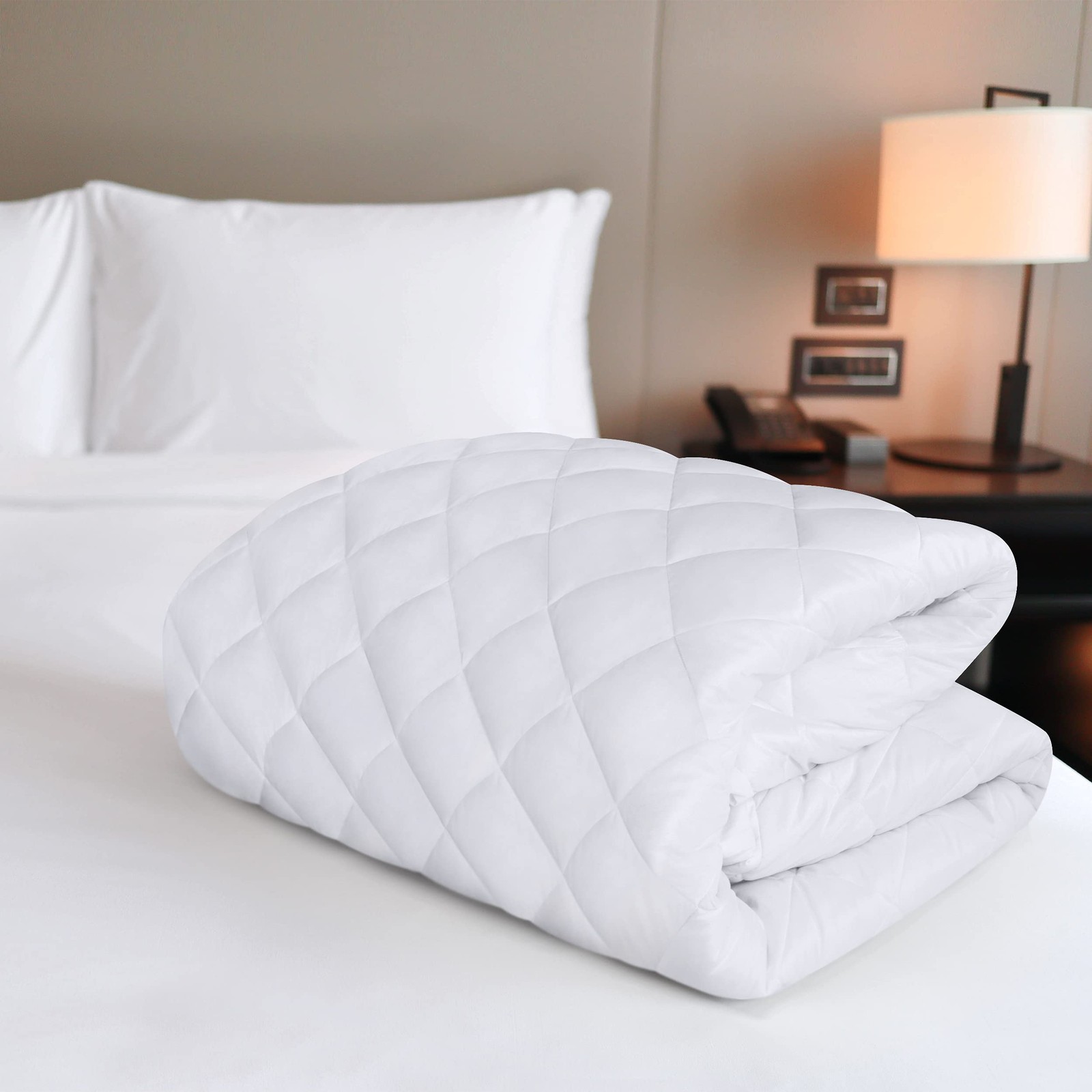 Utopia Bedding Quilted Fitted Mattress Pad, Full (Pack of 1), White