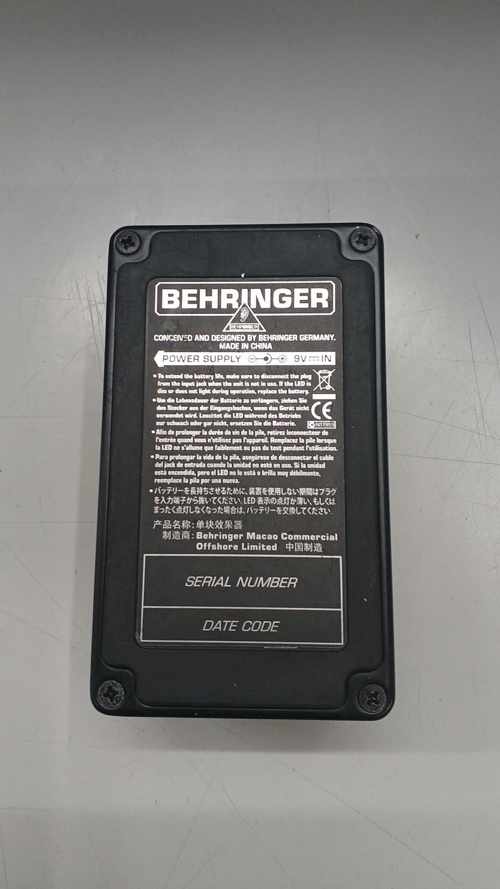 BEHRINGER DYNAMICS COMPRESSOR DC9 Effects Pedal