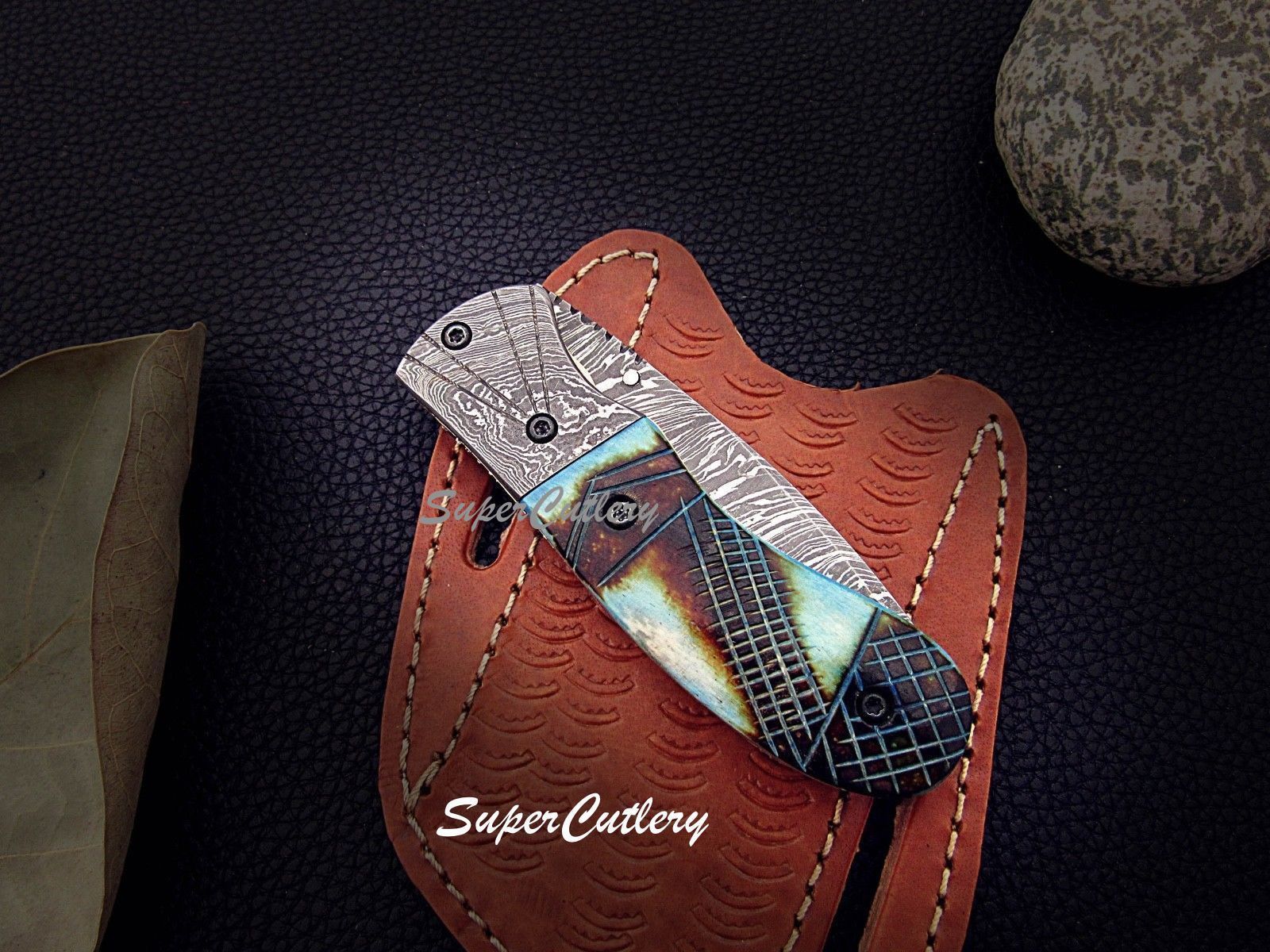 CUSTOM DAMASCUS STEEL POCKET FOLDING KNIFE- ENGRAVED FLAMED BONE LINER LOCK