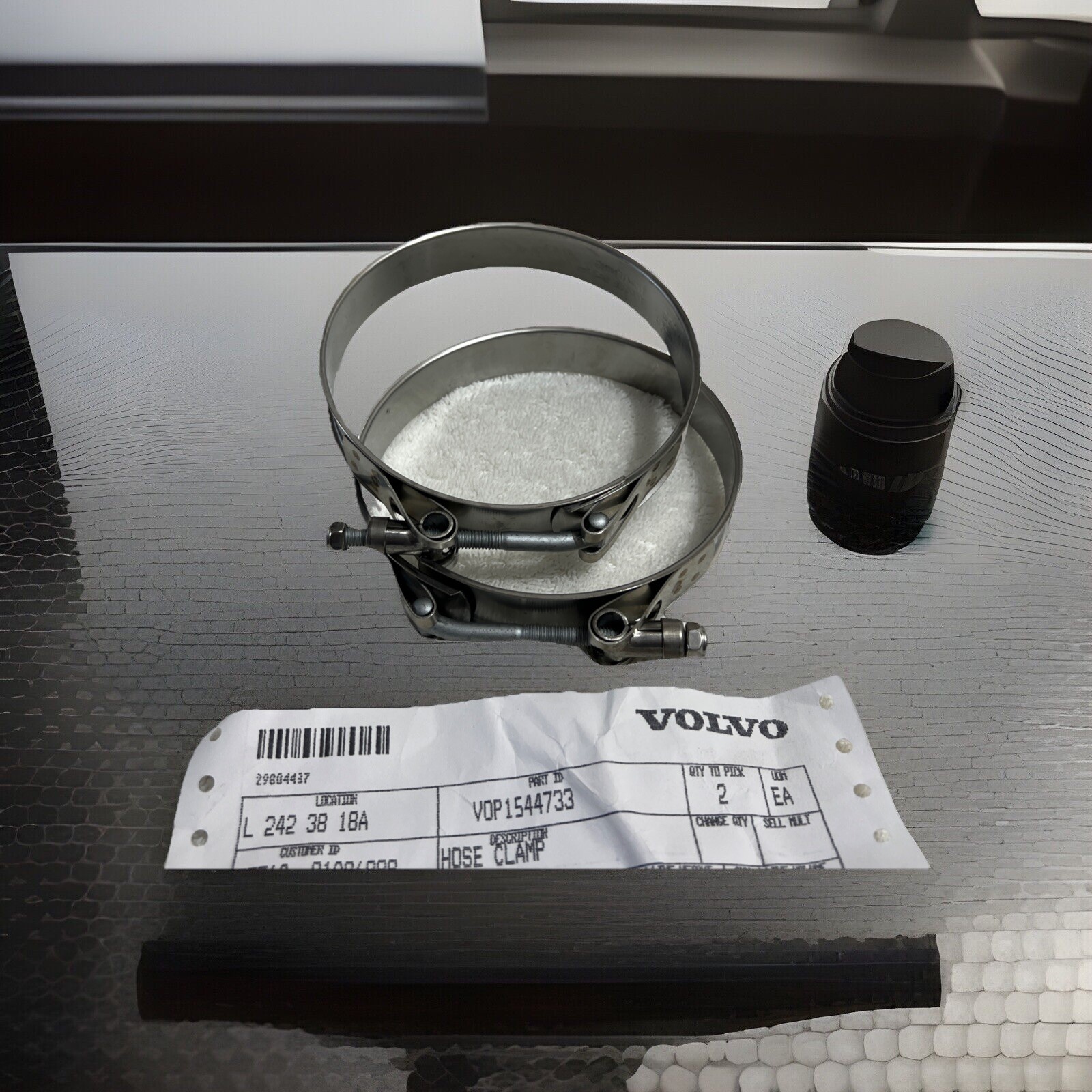 Volvo Clamp Part Number 1544733