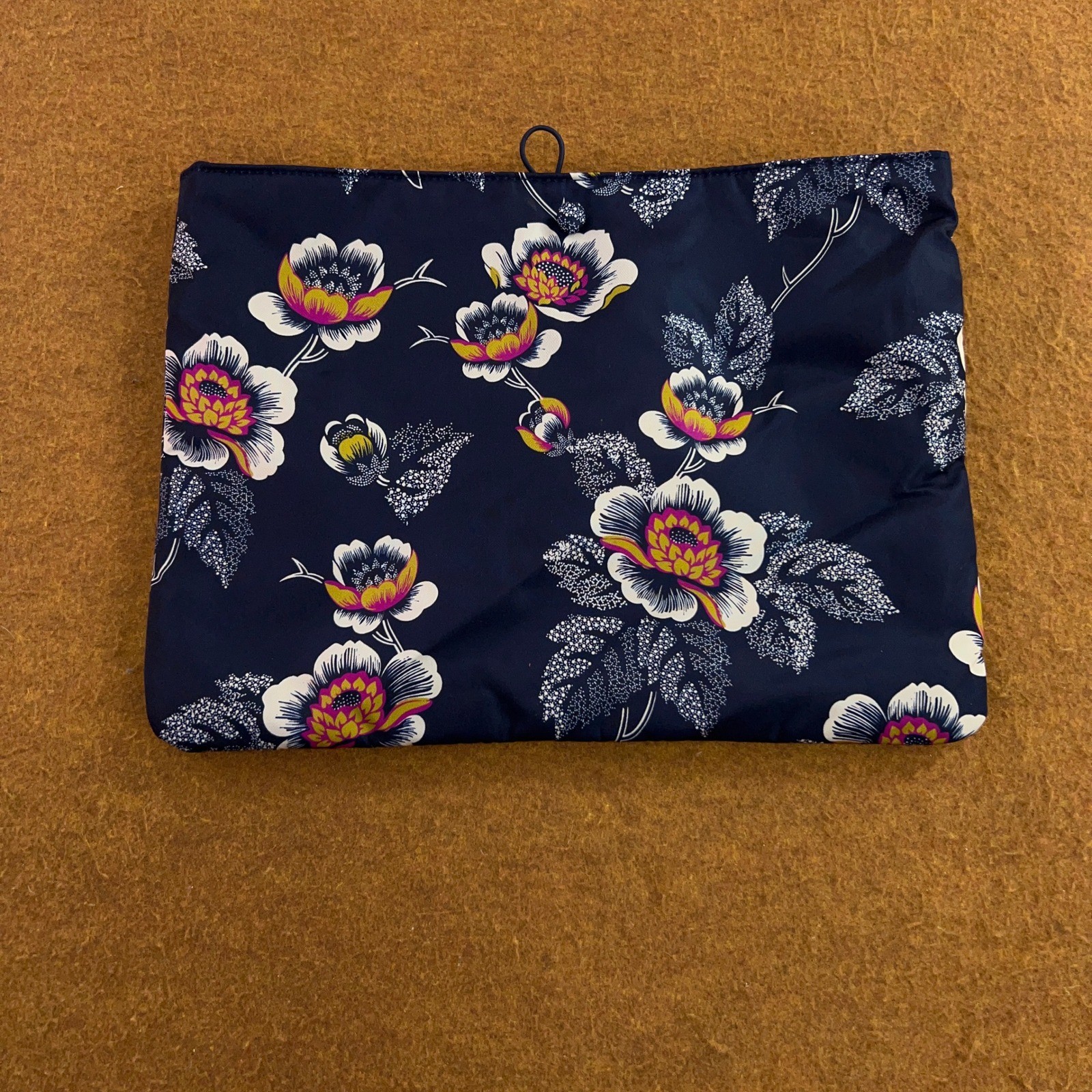 Vera Bradley Womens OS Navy Blue Floral Padded Laptop Tablet Sleeve Case New