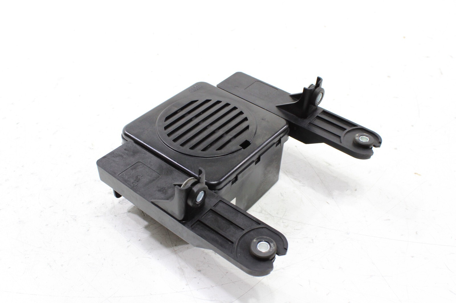 2020 - 2022 KIA NIRO ELECTRIC VEHICLE SOUND ALERT SPEAKER OEM