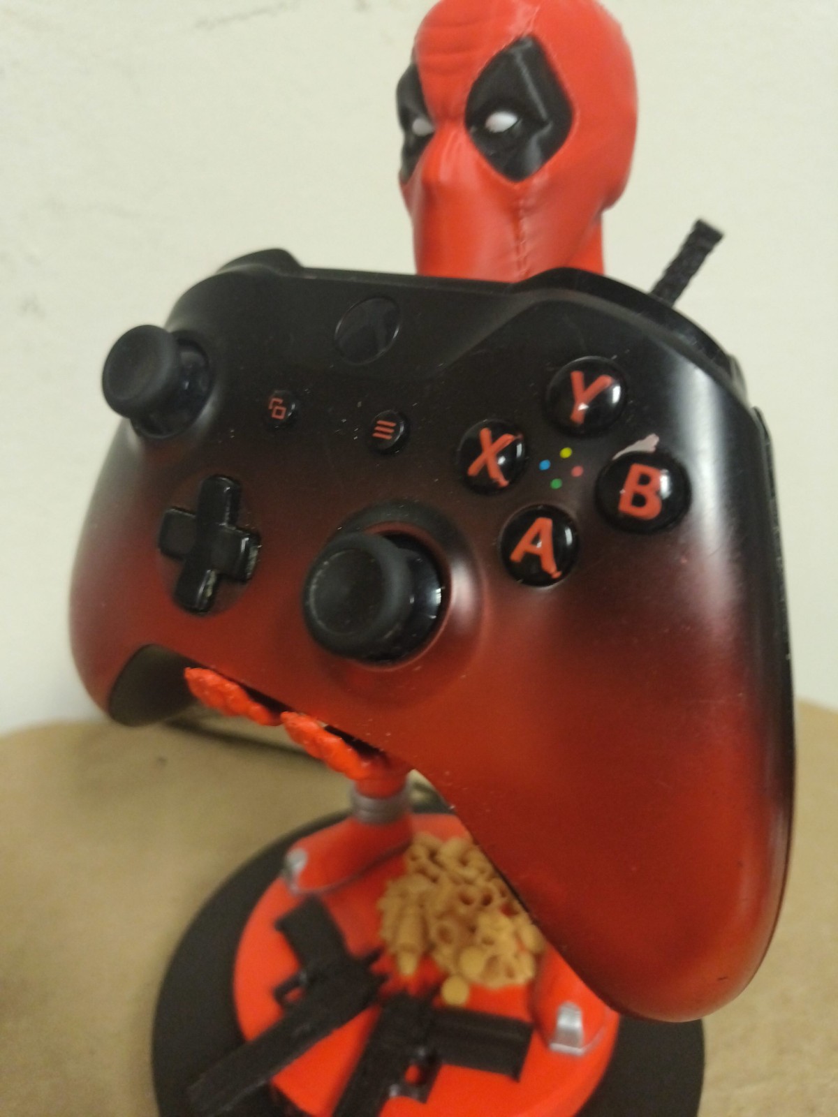 Deadpool  controller holder ( 3d printed)