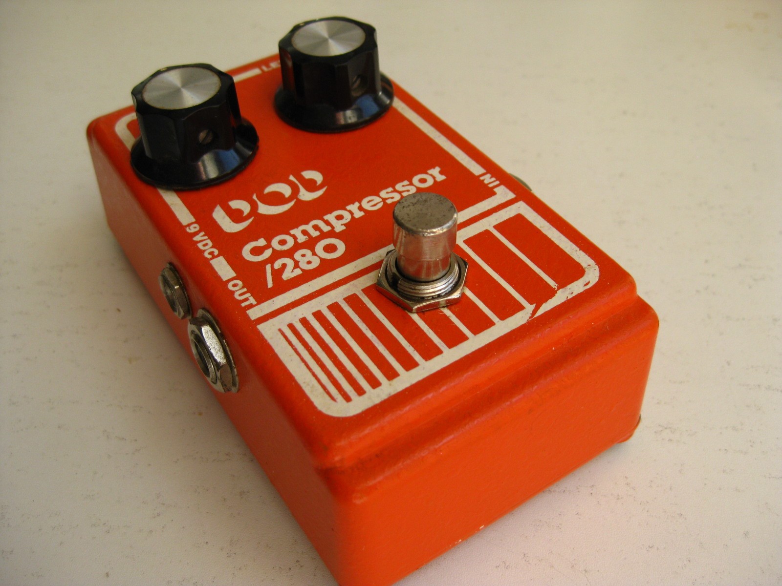 Vintage 1982 DOD Compressor / 280 Guitar Effect Pedal USA