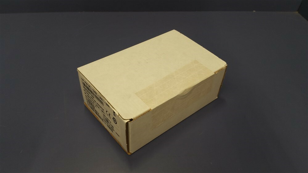 Extreme Networks (ML-2452-LAK1-02R) Dual Band Lightning Arrestor