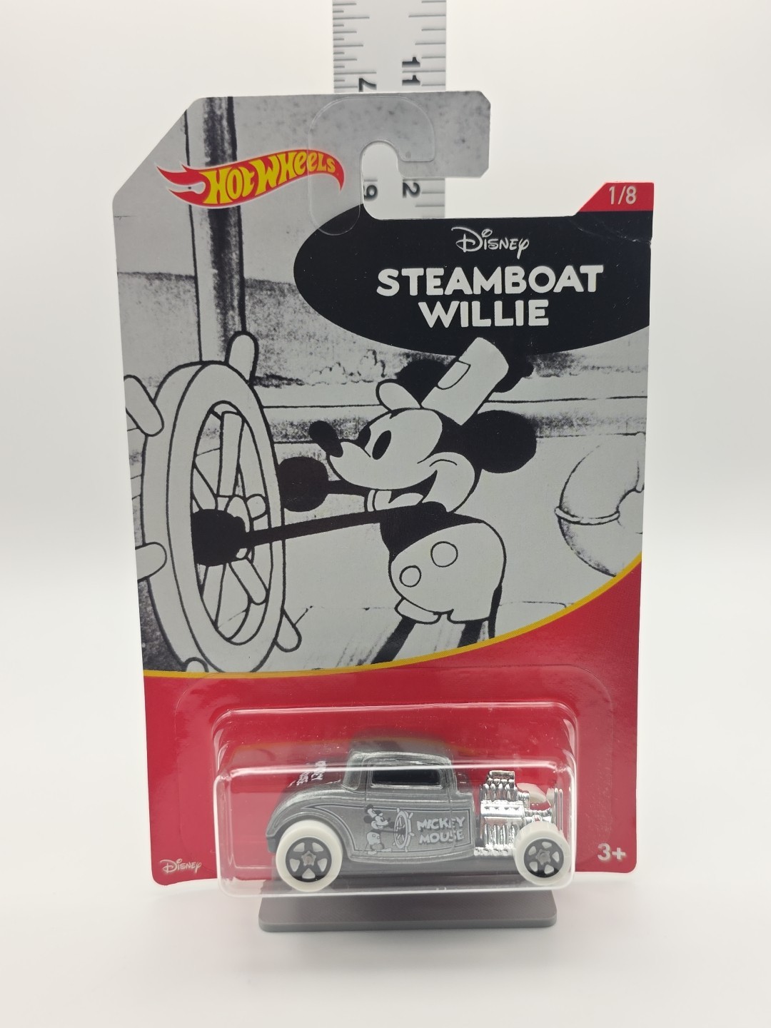WILLIE '32 FORD HOT WHEELS DISNEY STEAMBOAT 1:64 BLACK WHITE DIECAST CAR DAMAGED