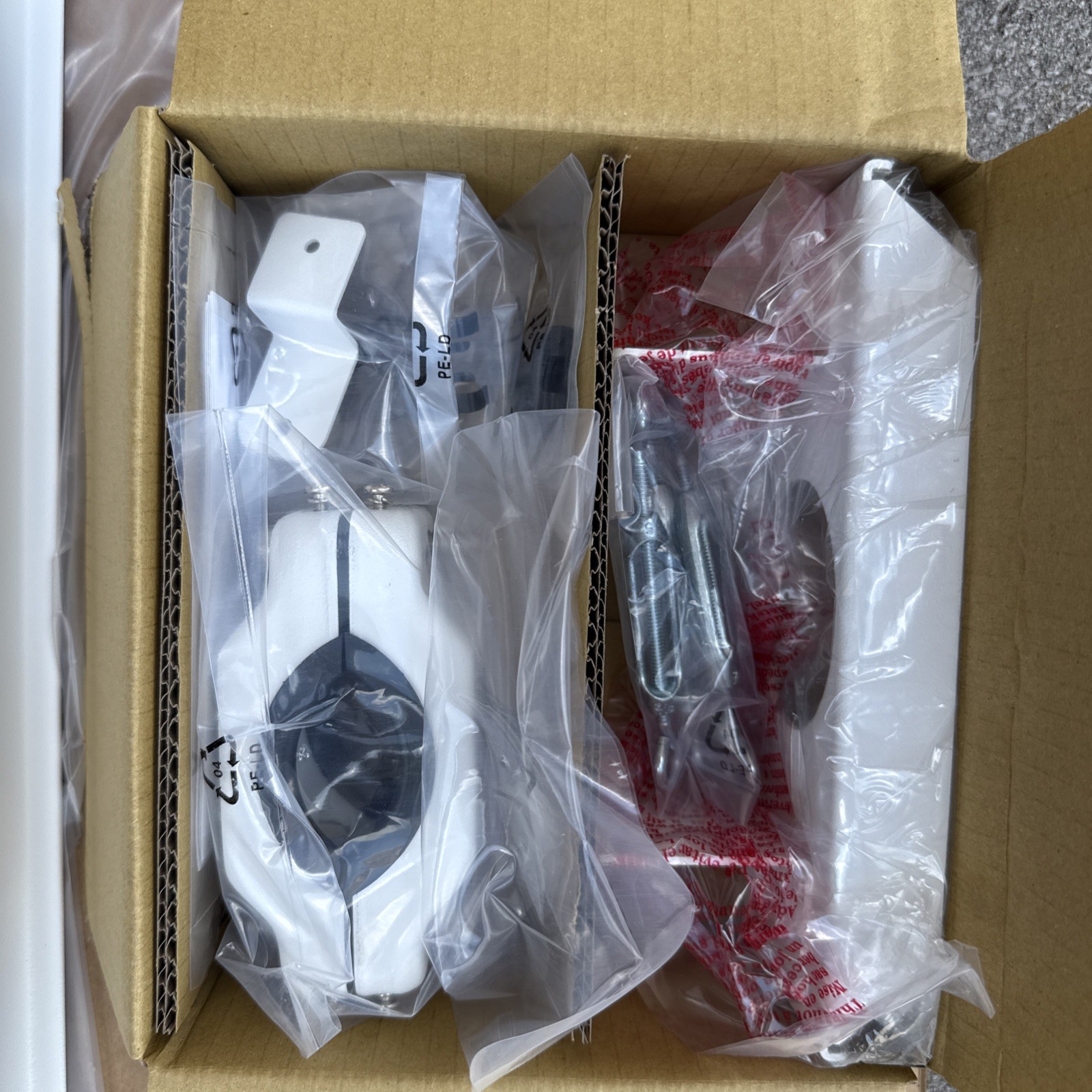 Clinton CE-UCT2X2 2x2 Universal Ceiling Mount Tile Bracket White UL NEW