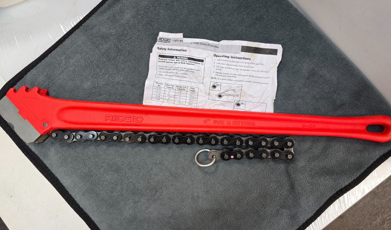 Ridgid 20-1/4 in. Heavy-Duty Ratcheting Chain Wrench with I-Beam Handle, 31325
