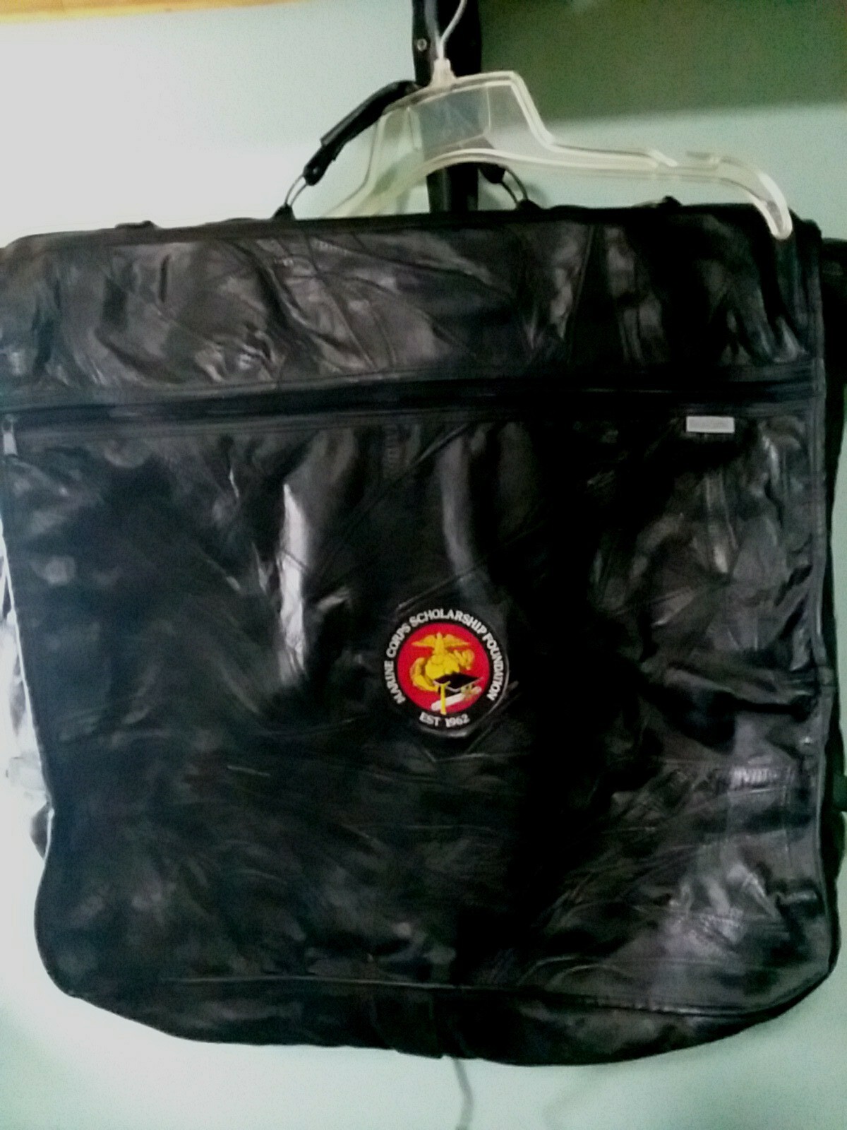 Marine Corps Genuine leather Dress Suit garment Bag /Scholarship Foundation 1962