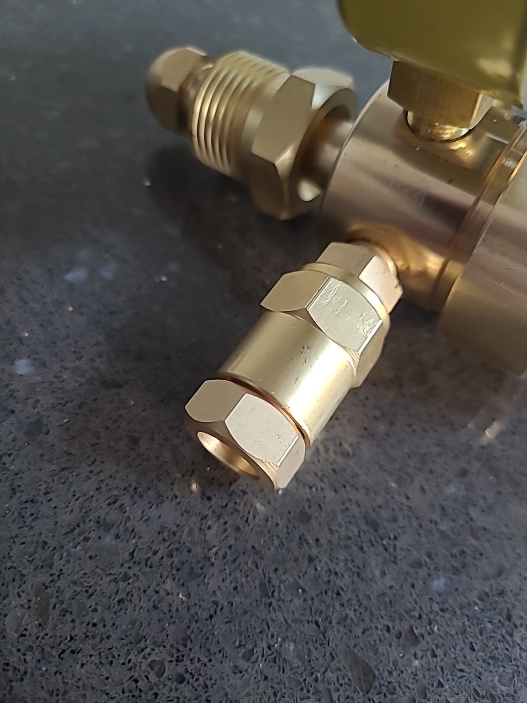 ARCCAPTAIN Argon/CO2 Regulator AR-QB001 AS SHOWN
