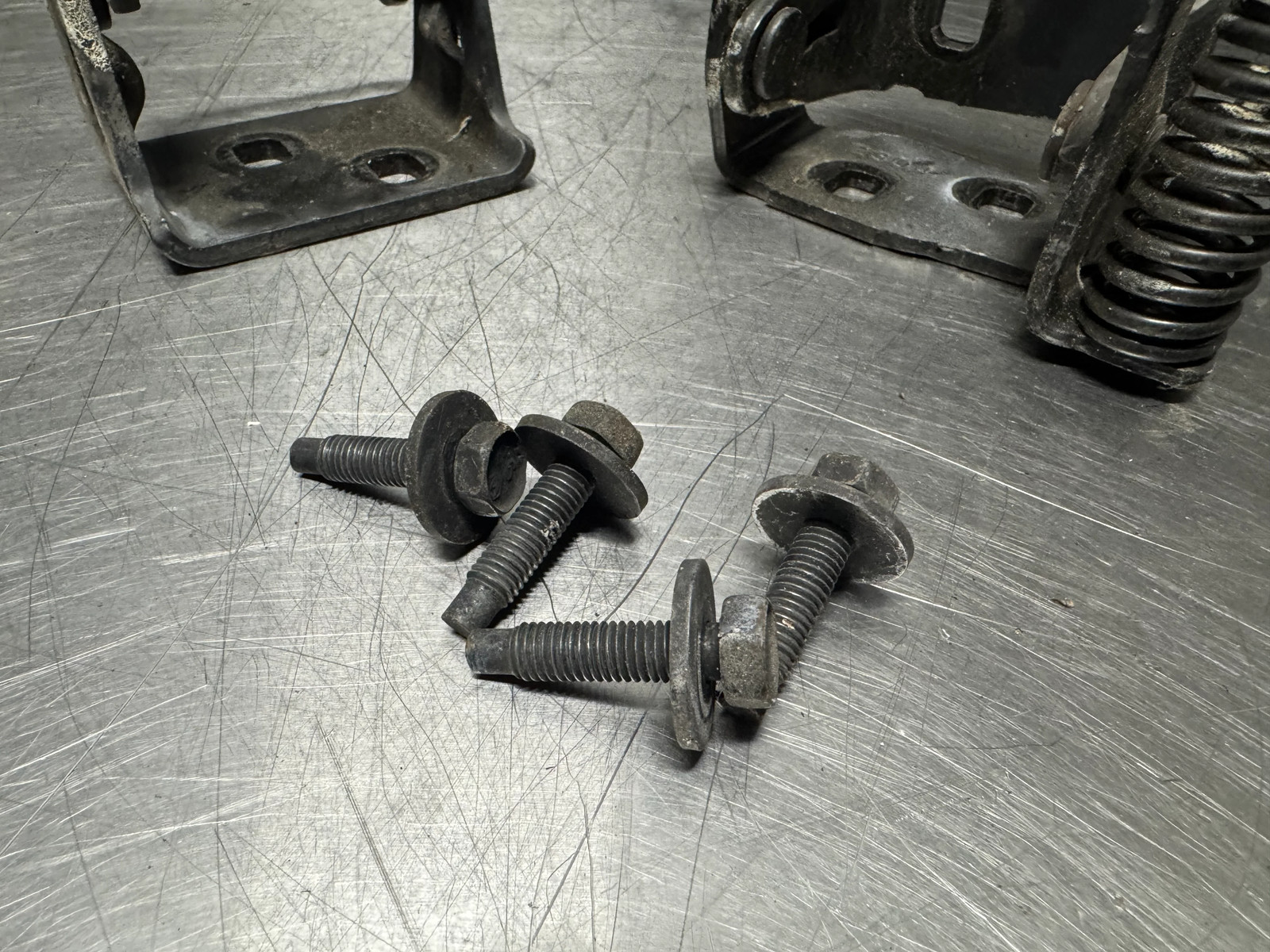 1997 - 2004 CORVETTE C5 RH PASSENGER DOOR HINGES #N554