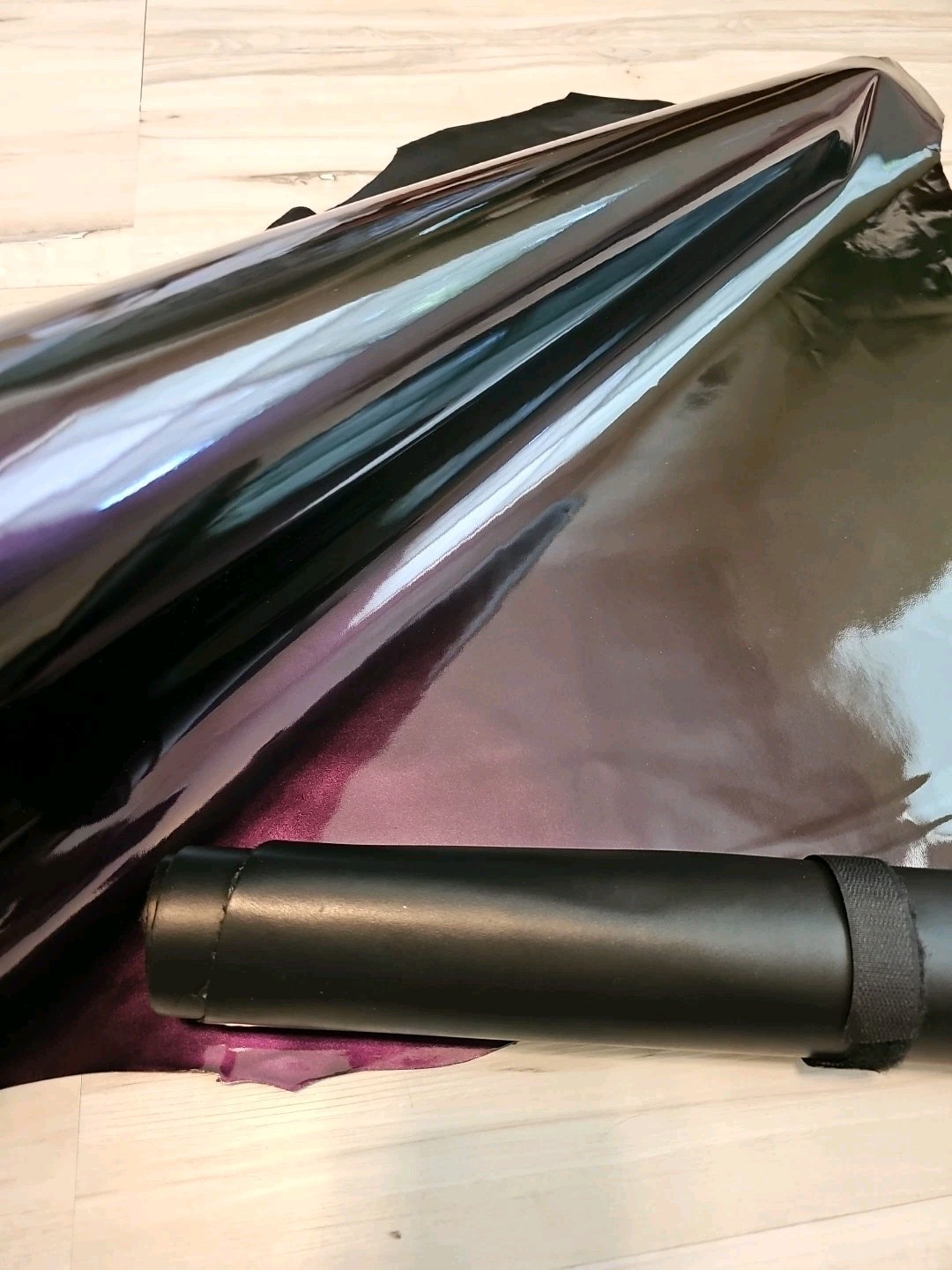 PURPLE PLUM GRAPE SHEEPSKIN LAMBSKIN LEATHER FULL HIDE PANEL,SHEET,SQUARE,PATENT