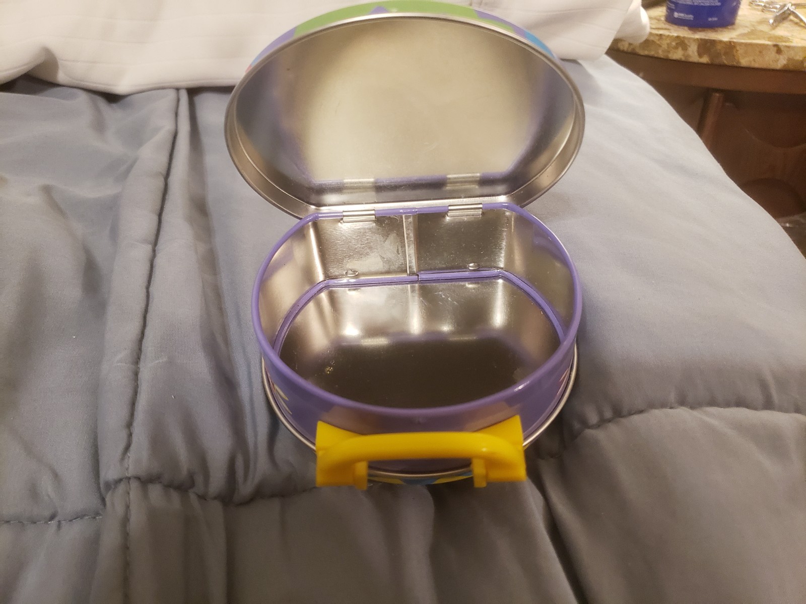 2003 M&M Small Easter Tin With Handle