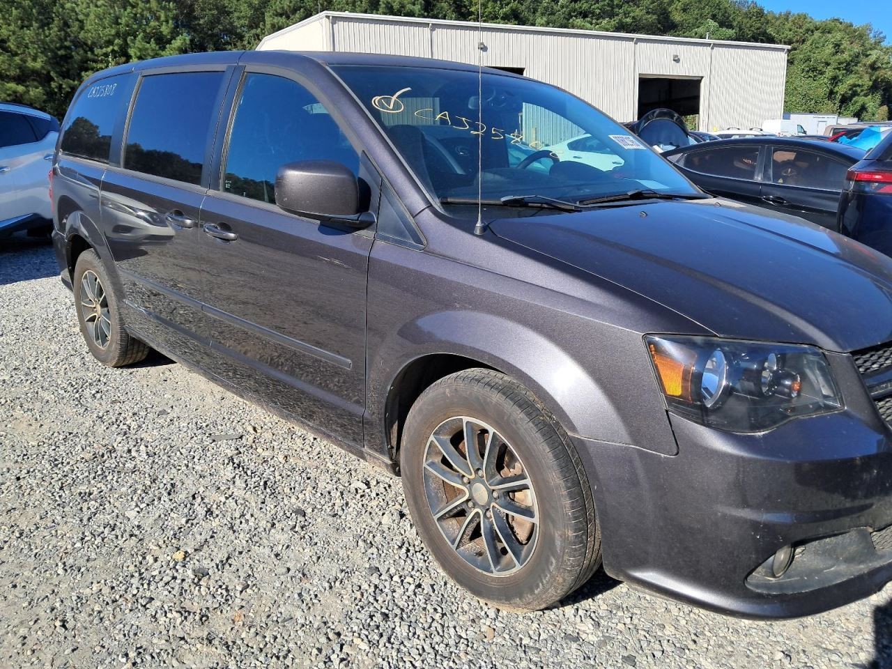 CARAVAN   2016 Glove Box 4822433