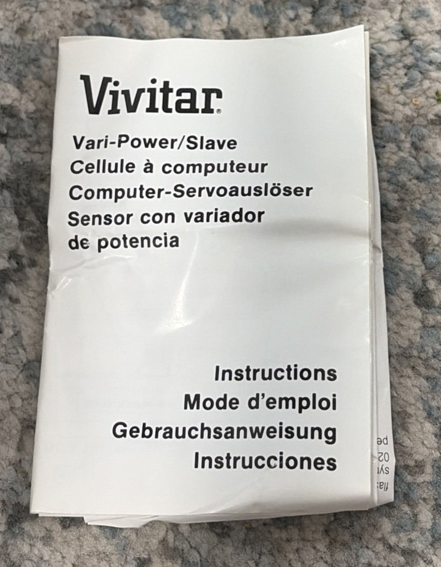 Vivitar Auto Thyristor 3300 Flash + Vari-Power/Slave Module Tested w/ Box Manual