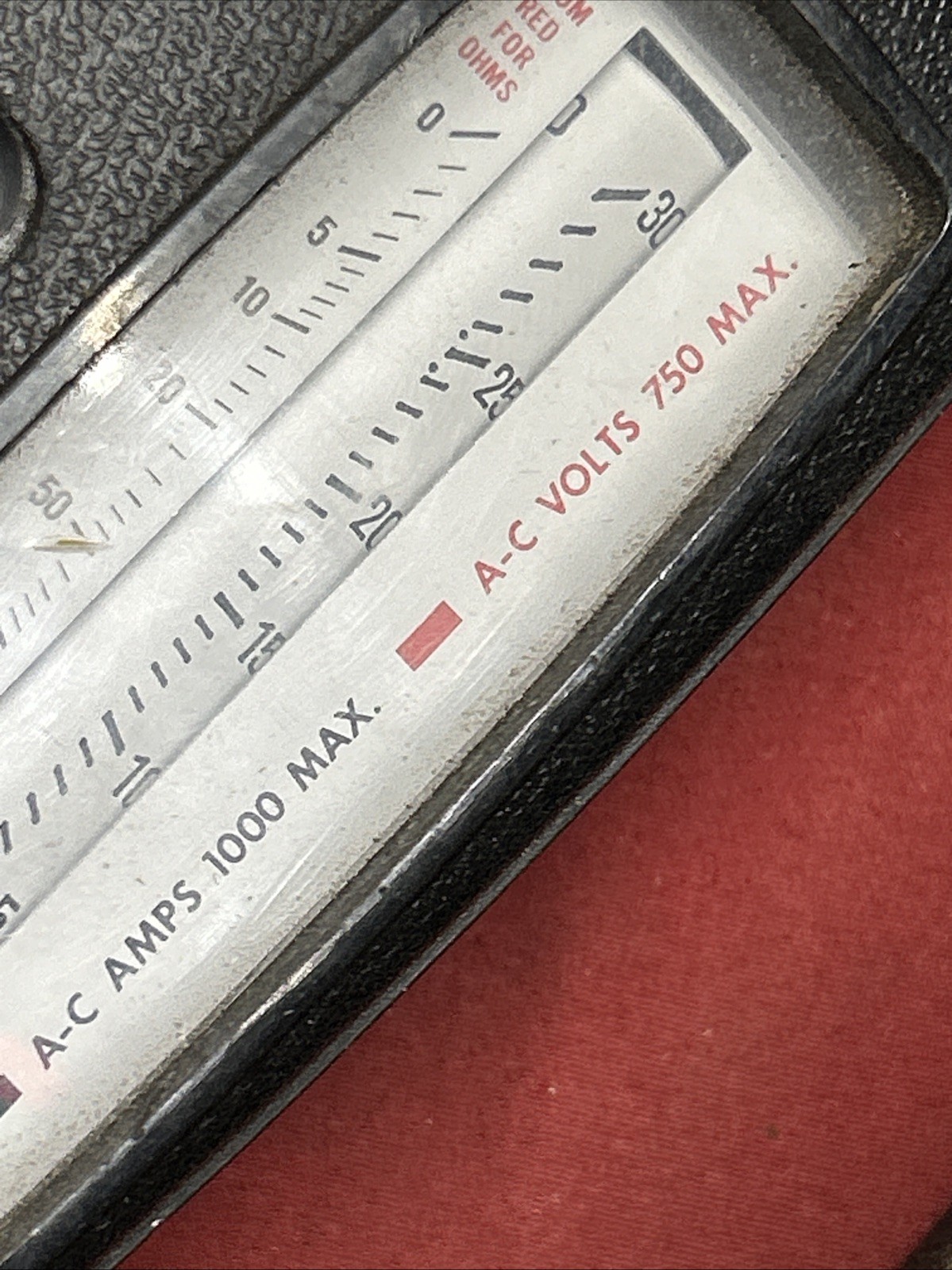 Vintage GE Voltmeter Meter Snapper 1000 942D