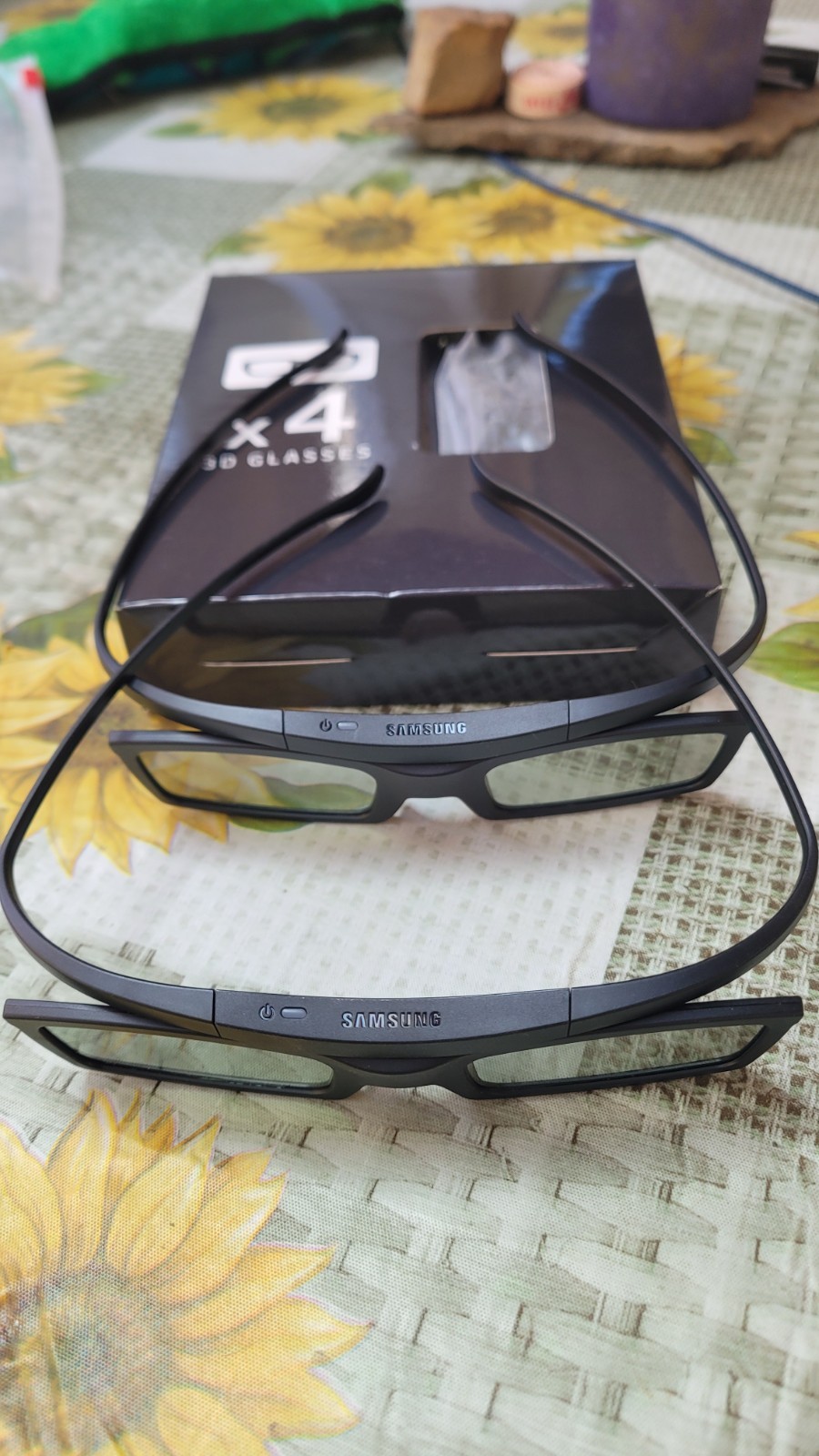 2x Unused, x 2 Used but undamaged. 4 total. Samsung 3D Glasses SSG-5150GB
