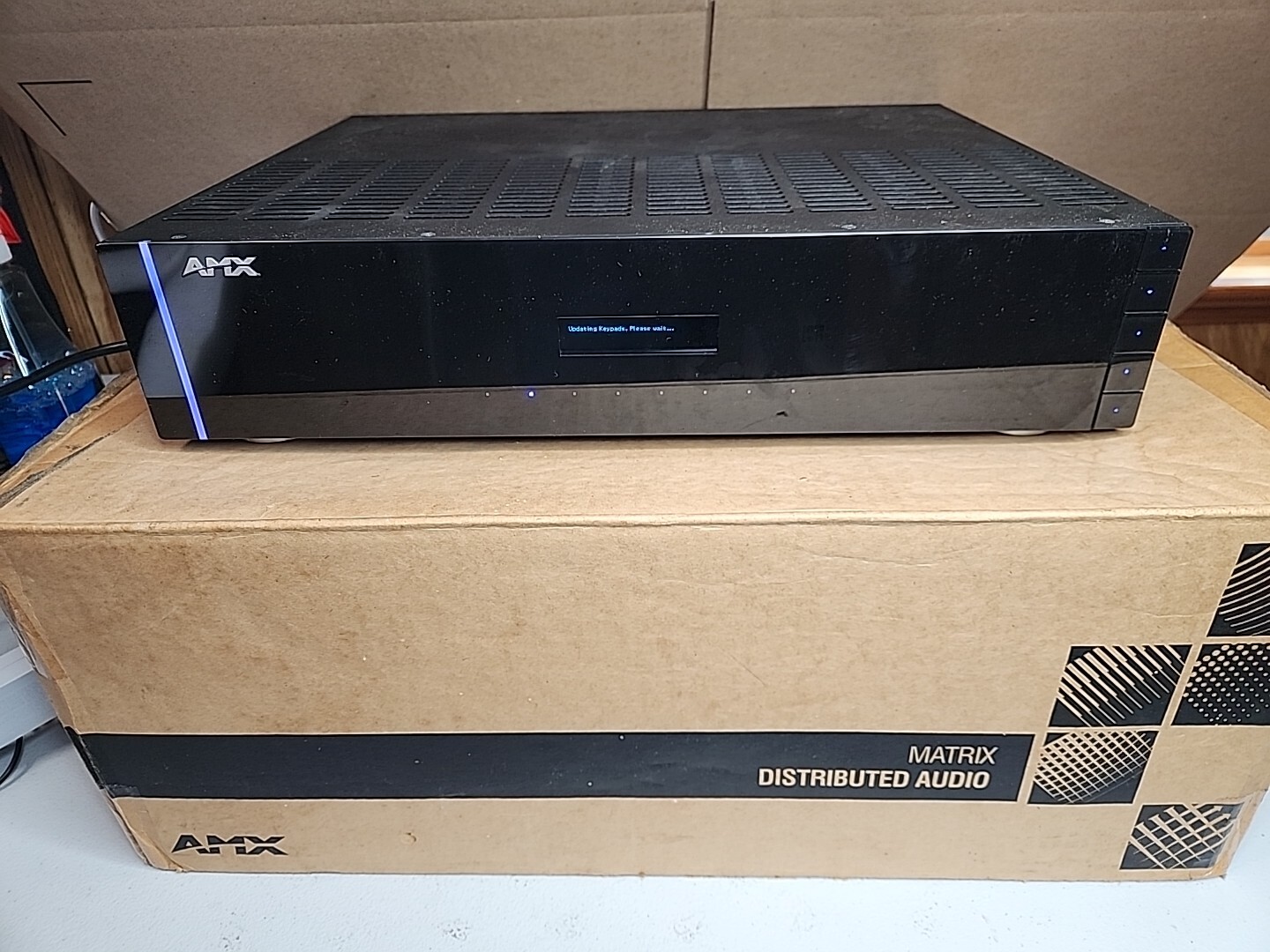 AMX Tango DAS-T0804-SIG Audio Controller 8 Zone Demo Model Black 4 Zone WORKING