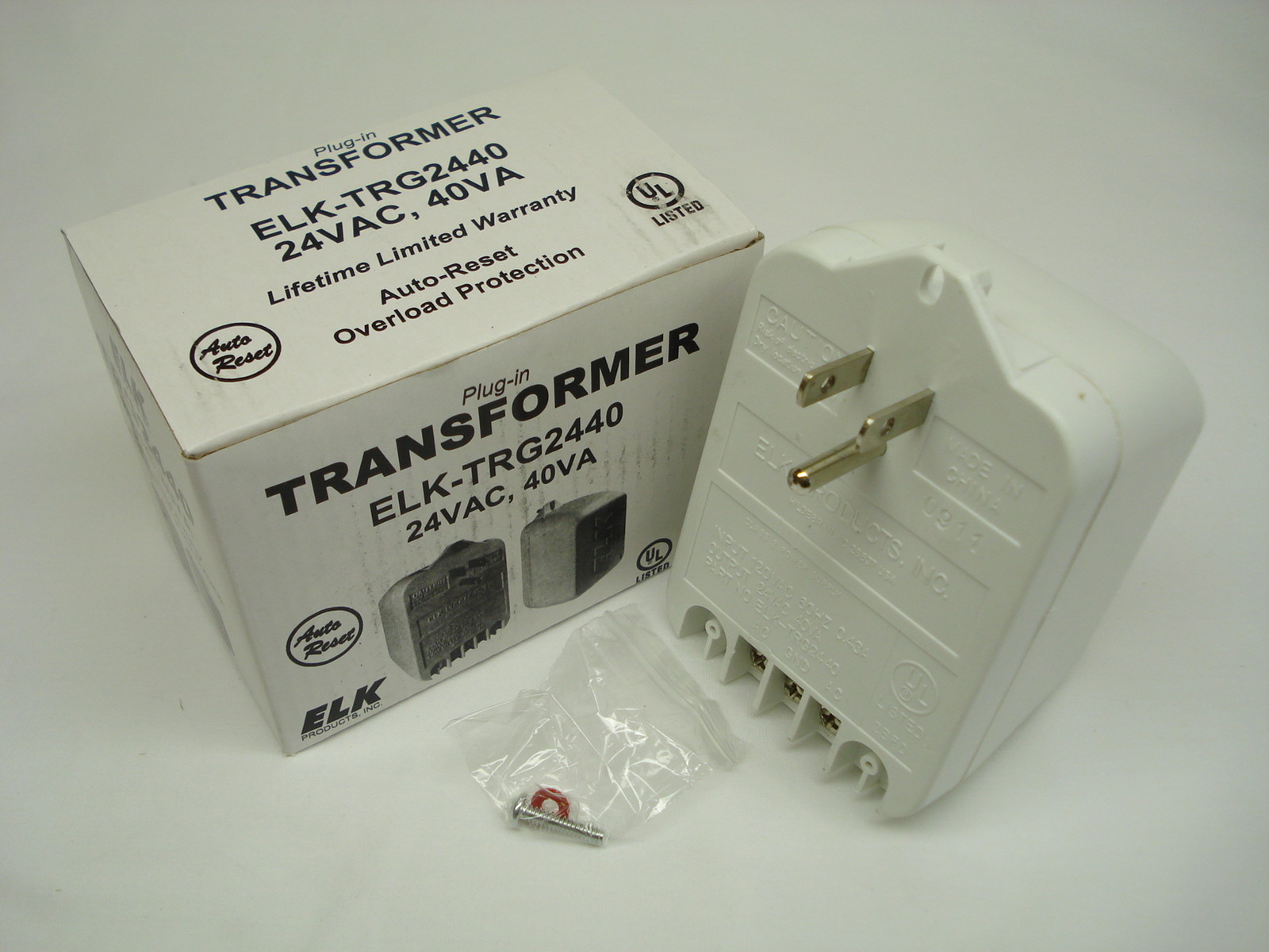 Transformer - Plug in 24 vac 40 VA for dampers and zone control systems