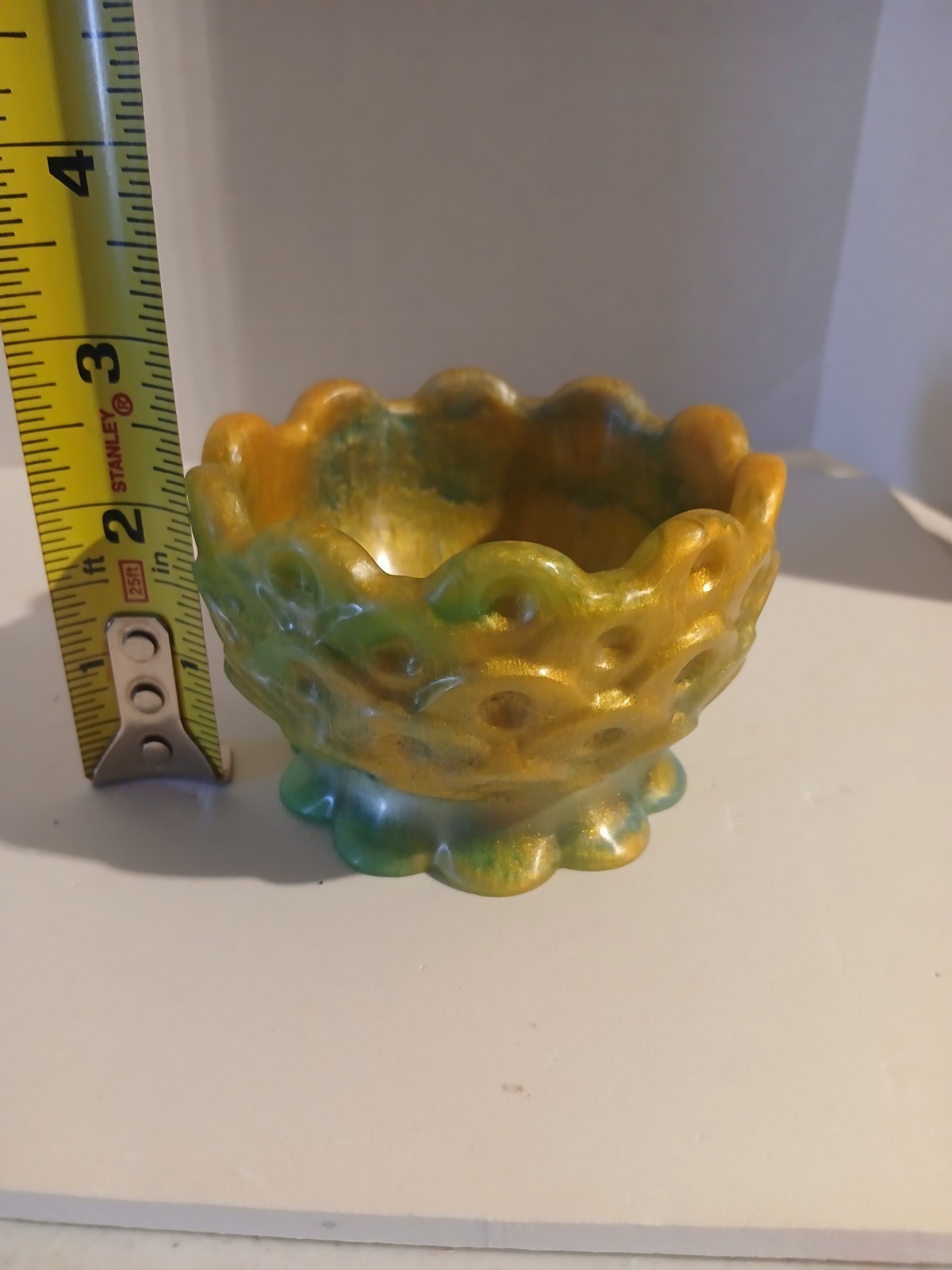 Handmade Epoxy Resin Trinket Bowl With Scallops Design