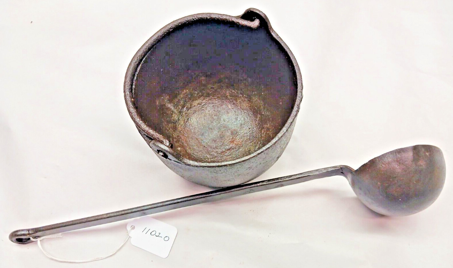Vintage 5" Diameter Pot & Ladle for Melting Lead Sinkers, Shot etc. 14-1/4" Long