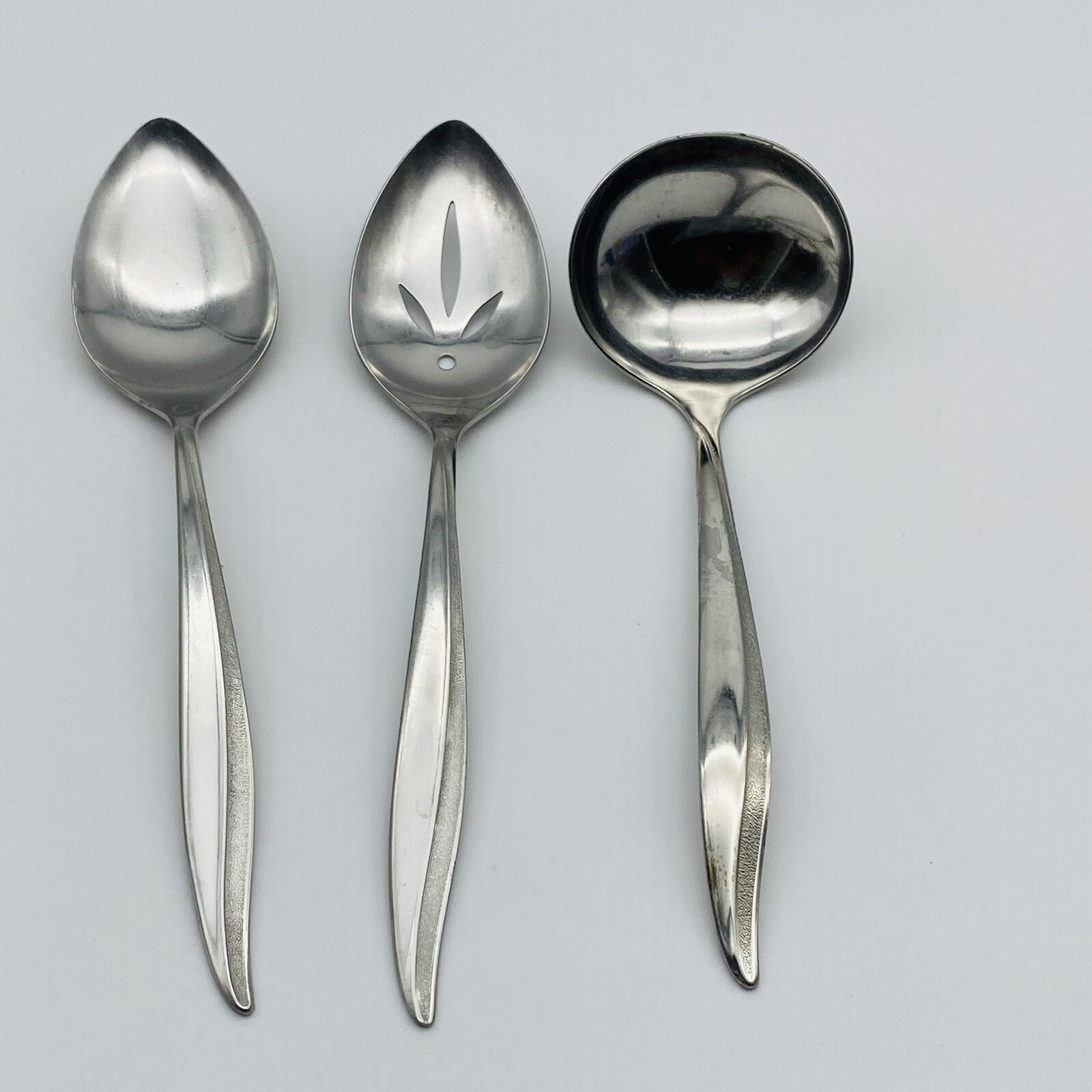 Oneidacraft Deluxe Textura set of 3 serving spoons stainless steel flatware