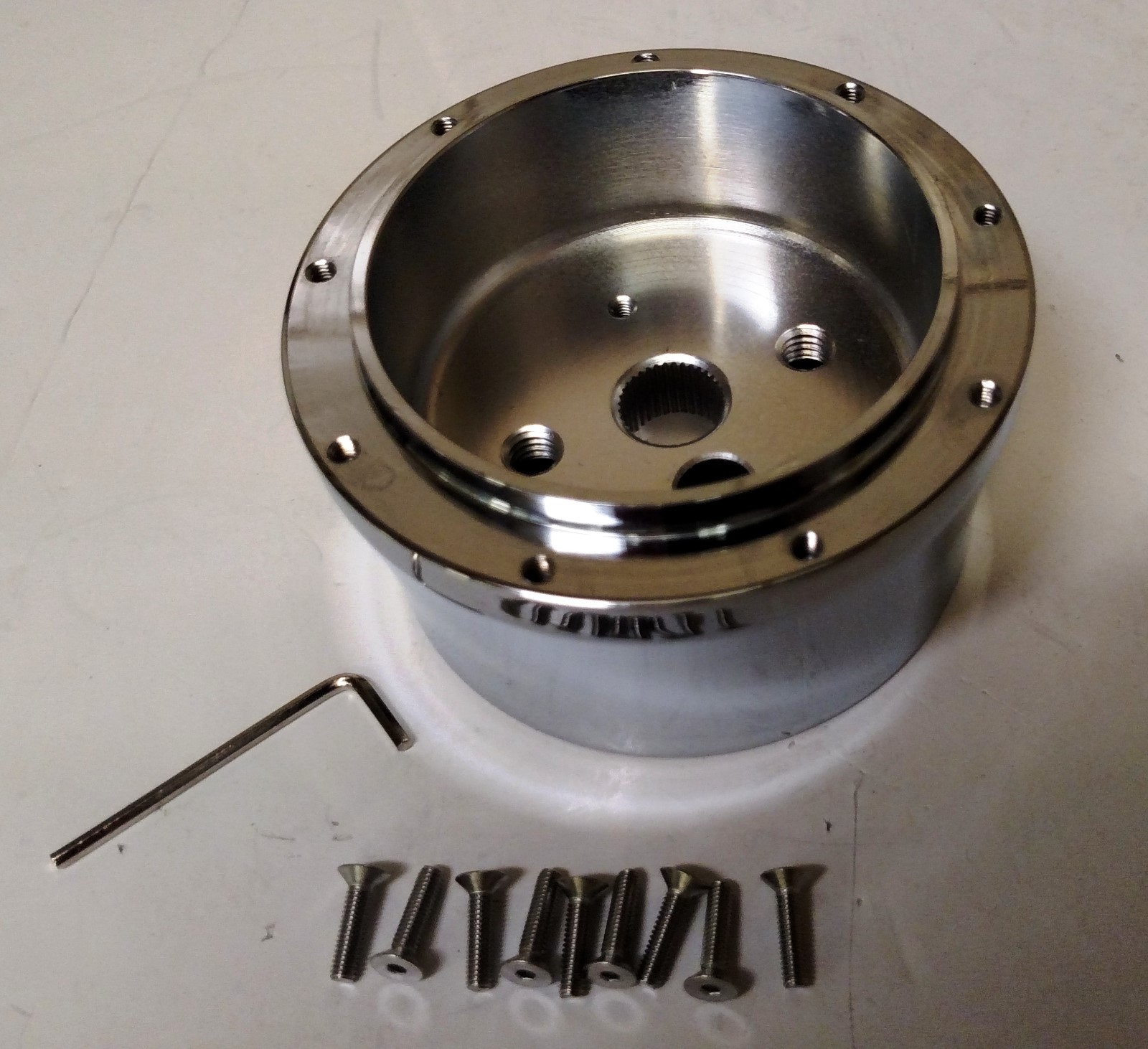 Chrome Aluminum 1967-94 GM 9 Hole Steering Wheel Column Adapter Hub + Screws