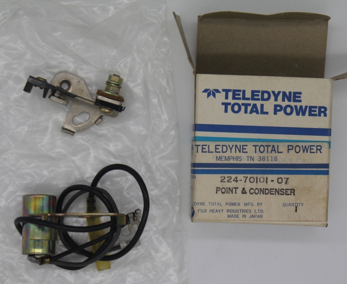 NOS Subaru Robin Teledyne 224-70101-07 Points & Condenser