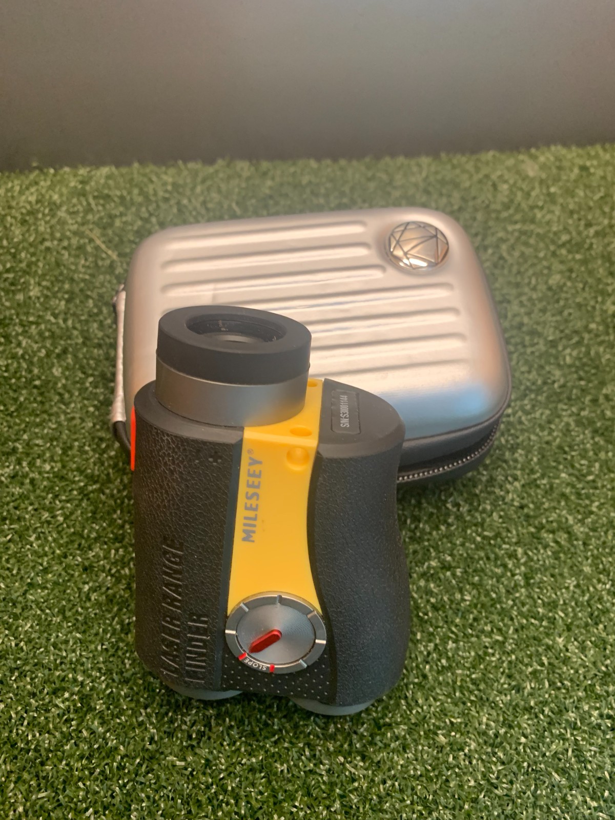 MiLESEEY PFS2 Premium High-Performance Golf Laser Rangefinder | Slope On/Off, 7.