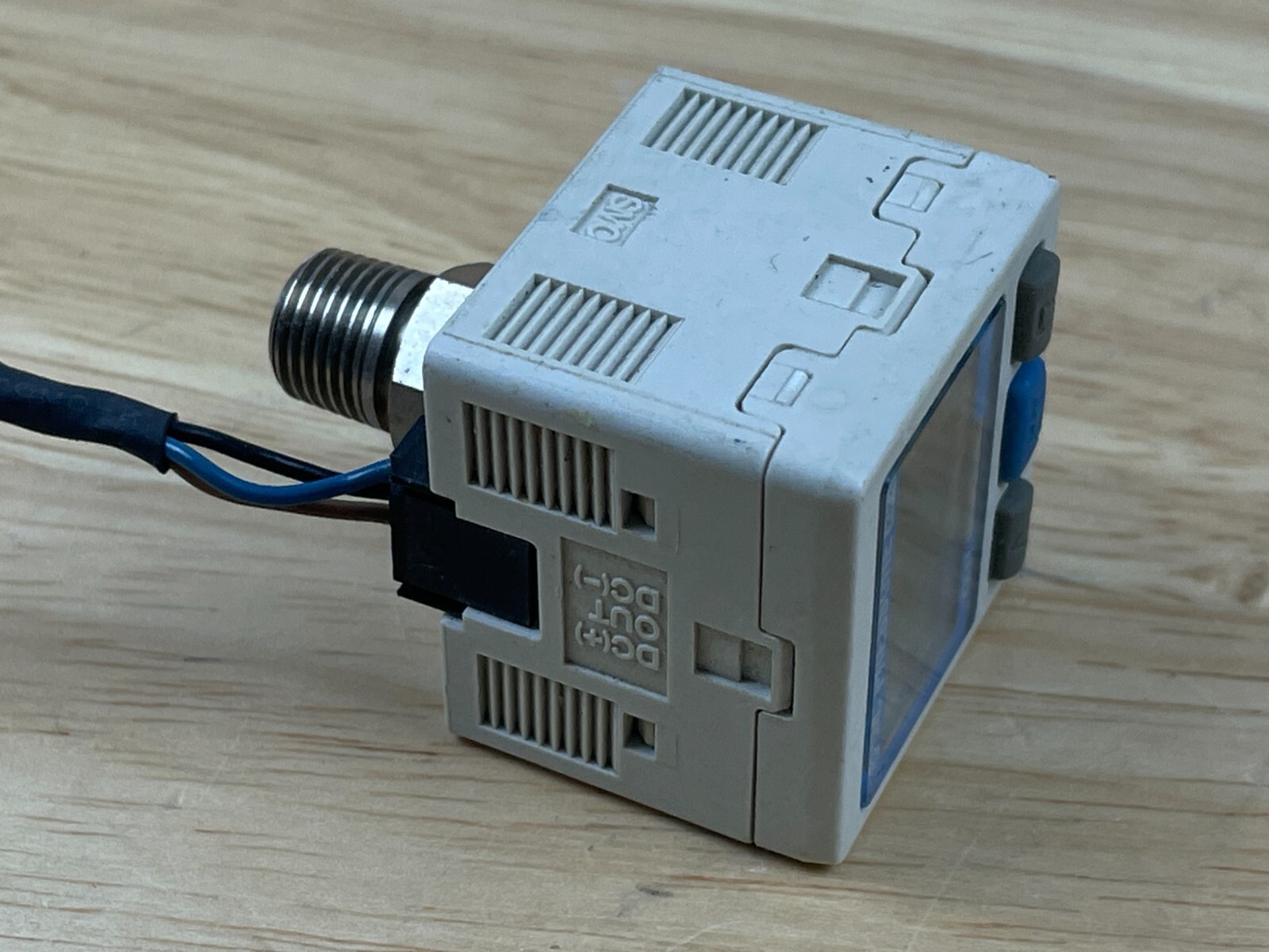 SMC ZSE30-T1-65 Vacuum Pressure Sensor Switch