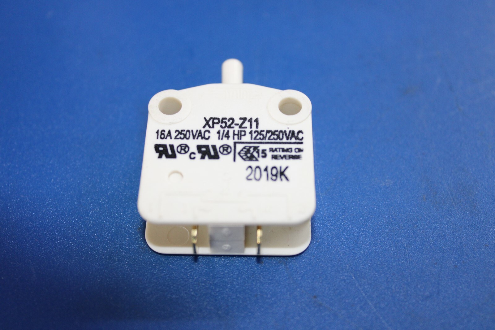 F340200  Door Switch
