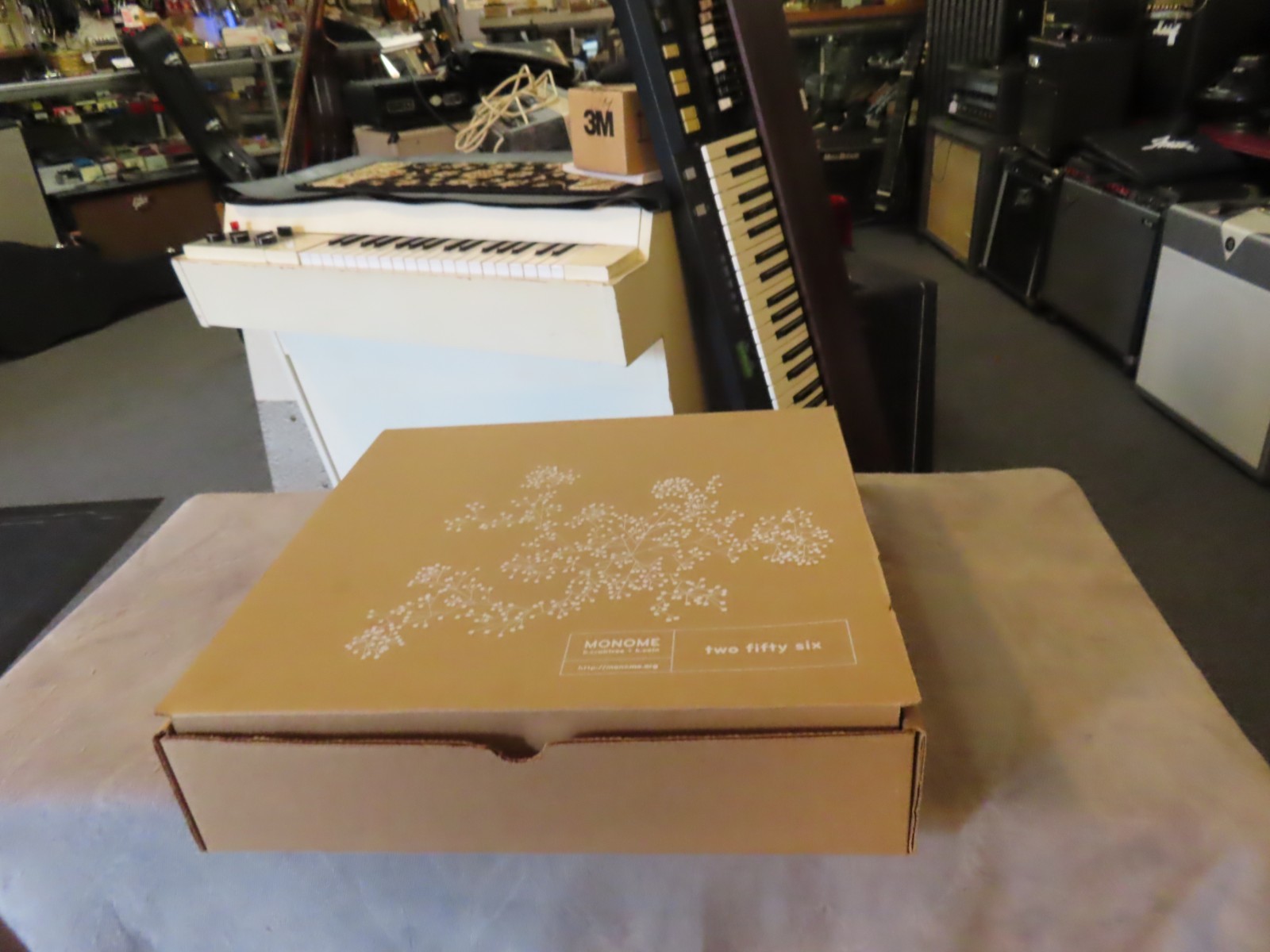 MONOME 256 FIRST EDITION 2007 2010 WALNUT MINT in BOX!