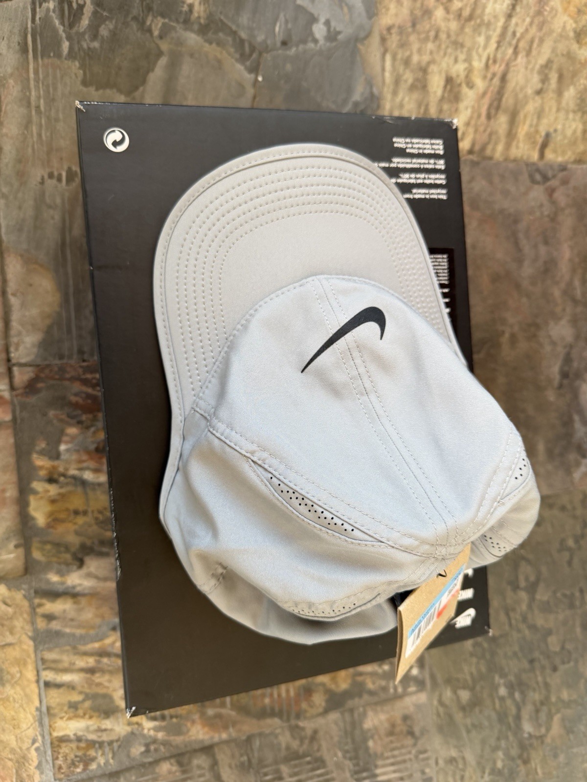 Nike Dri-Fit Unstructured Featherlight Club Cap Hat Grey SZ M/L Black FB5682-073