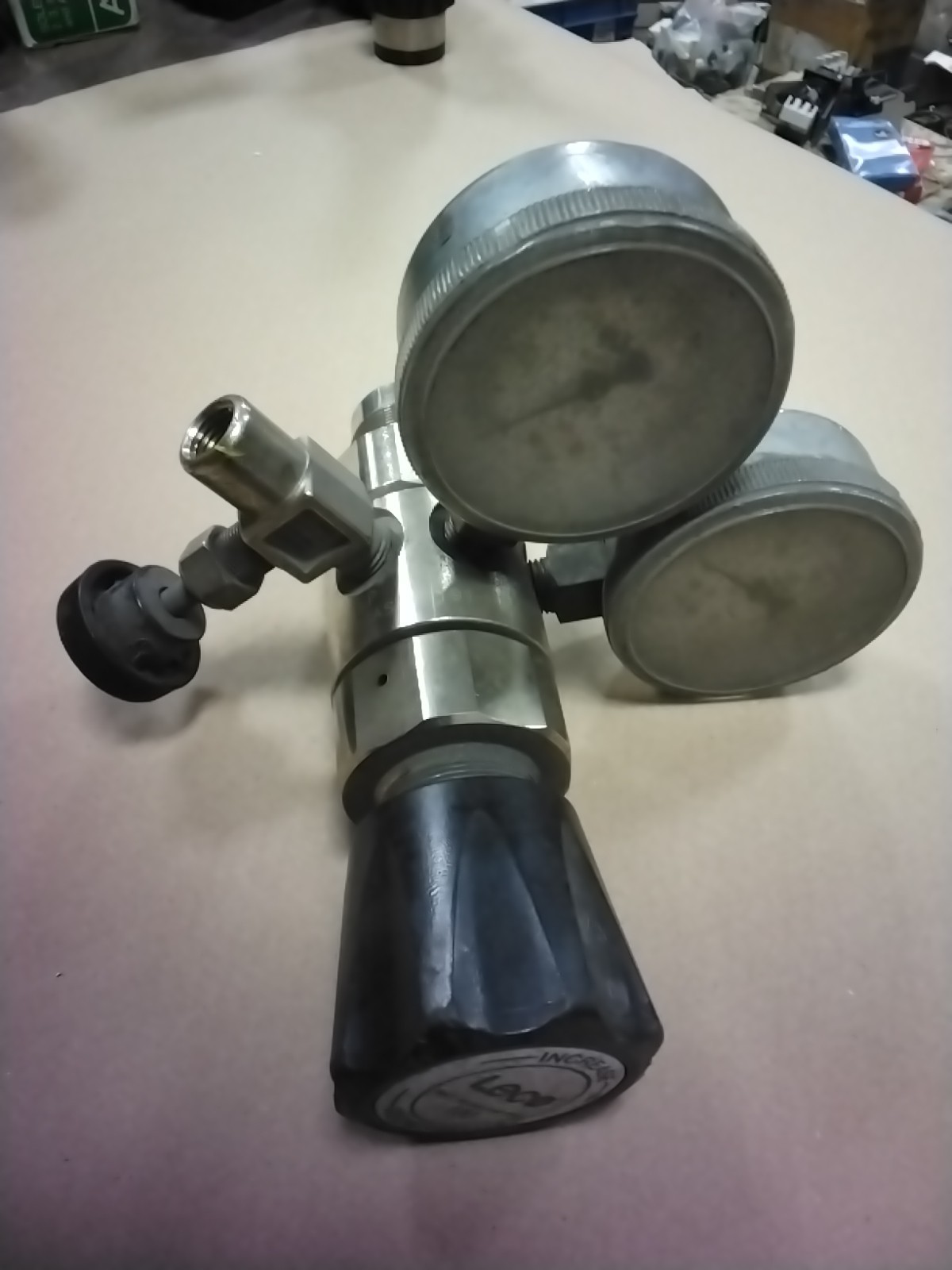 AirGas Leco Regulator Y91-N145DNV