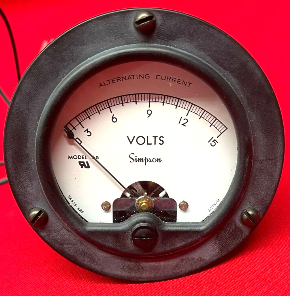 SIMPSON 08430 VOLTMETER ROUND ANALOG PADNEL METER MODEL 55